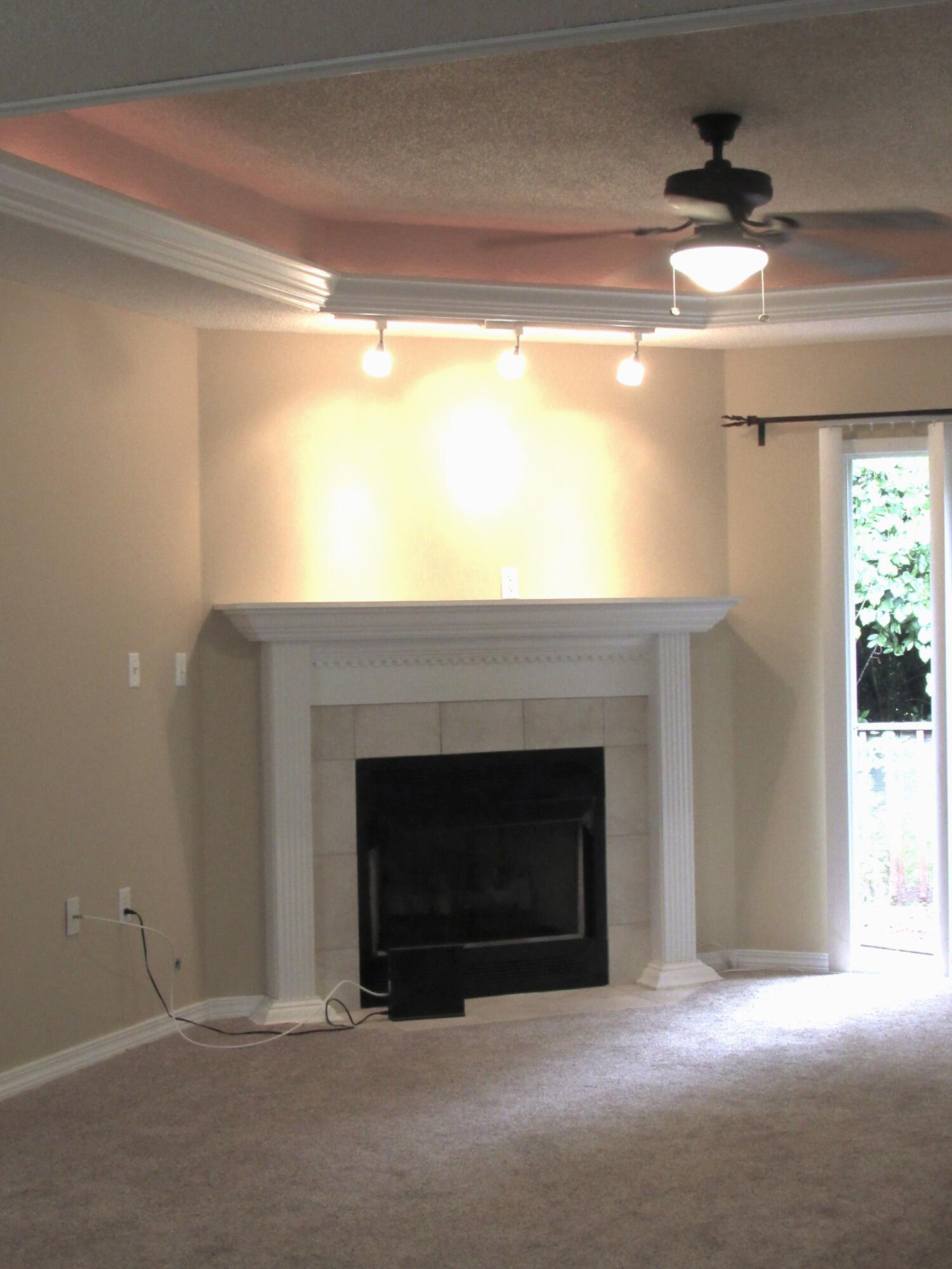 OAK PARK ESTATES - Residential