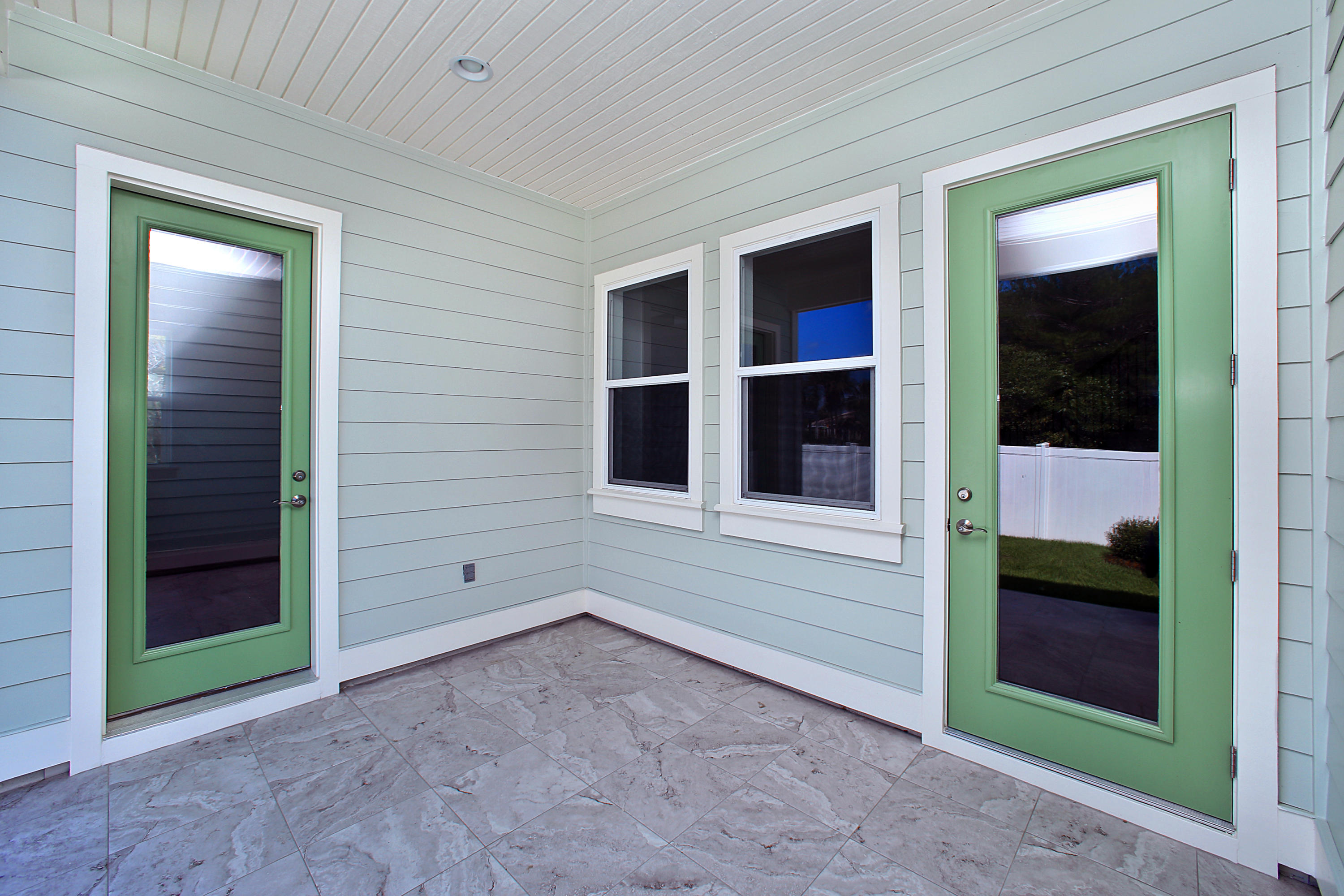 FRANGISTA BEACH 2ND ADDN - Residential