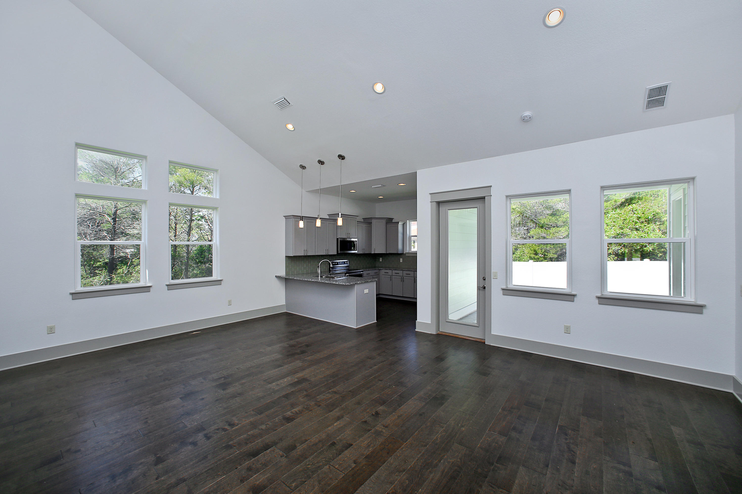 FRANGISTA BEACH 2ND ADDN - Residential