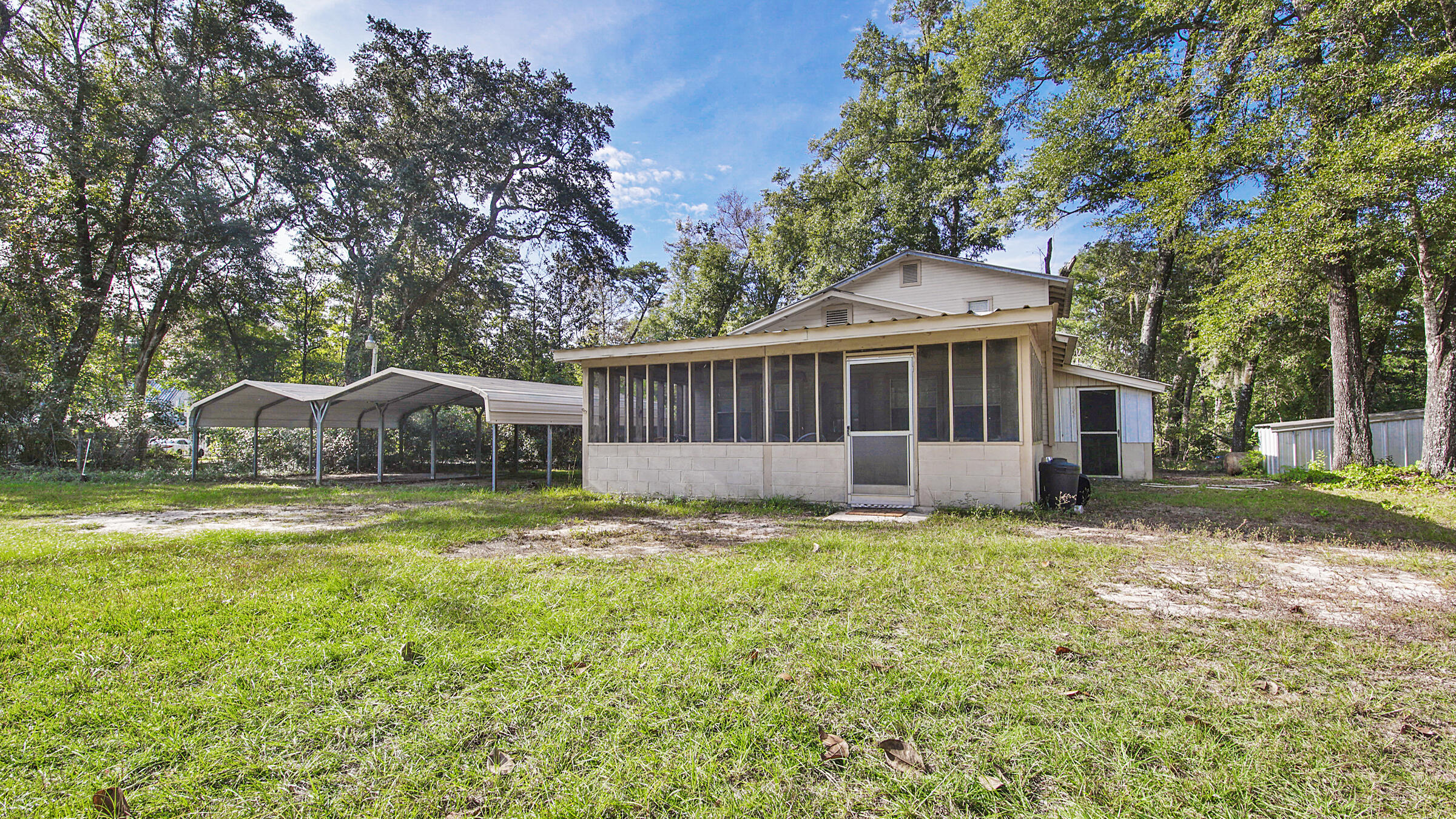 ROOKS BLUFF UNREC - Residential