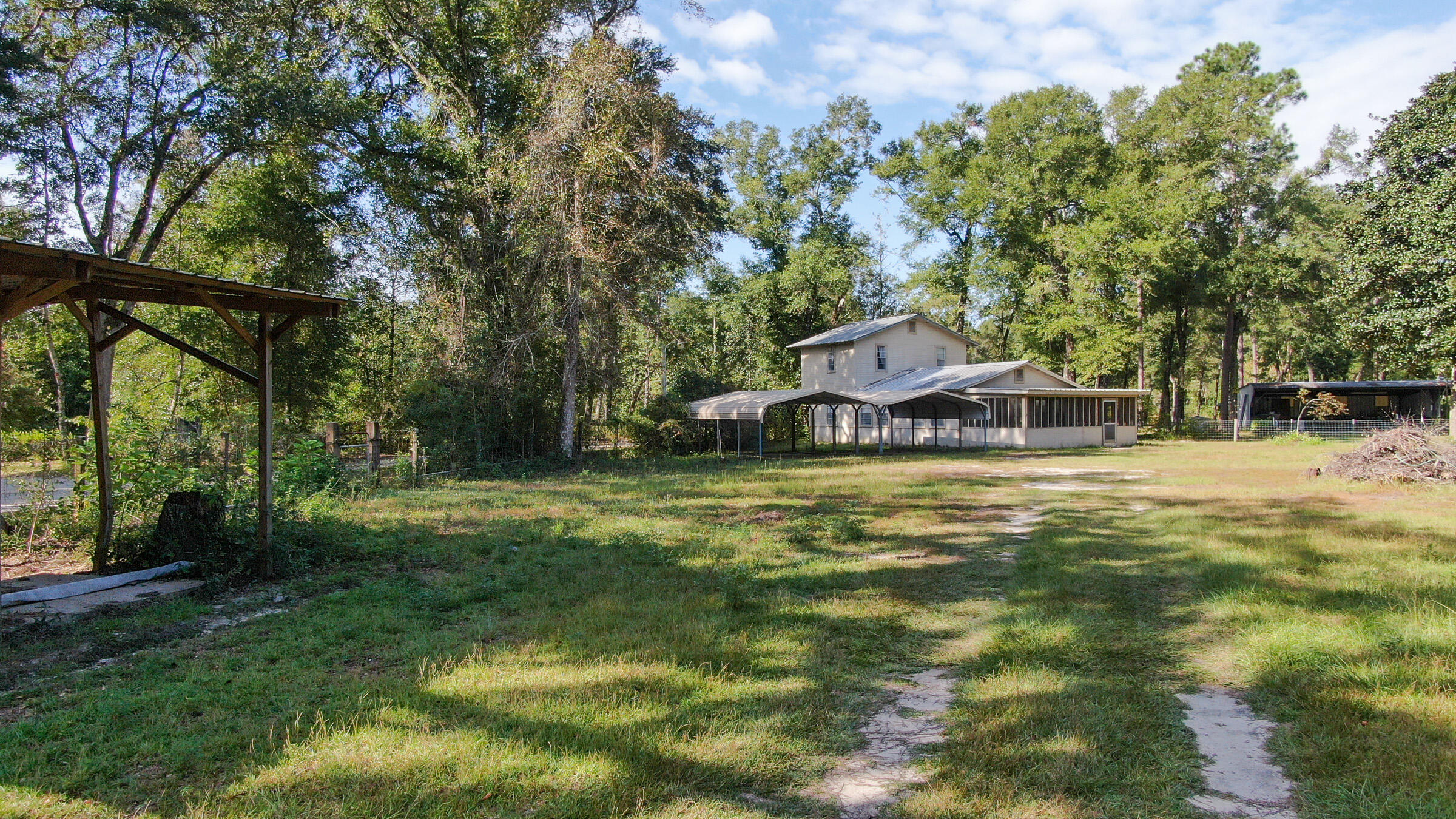 ROOKS BLUFF UNREC - Residential