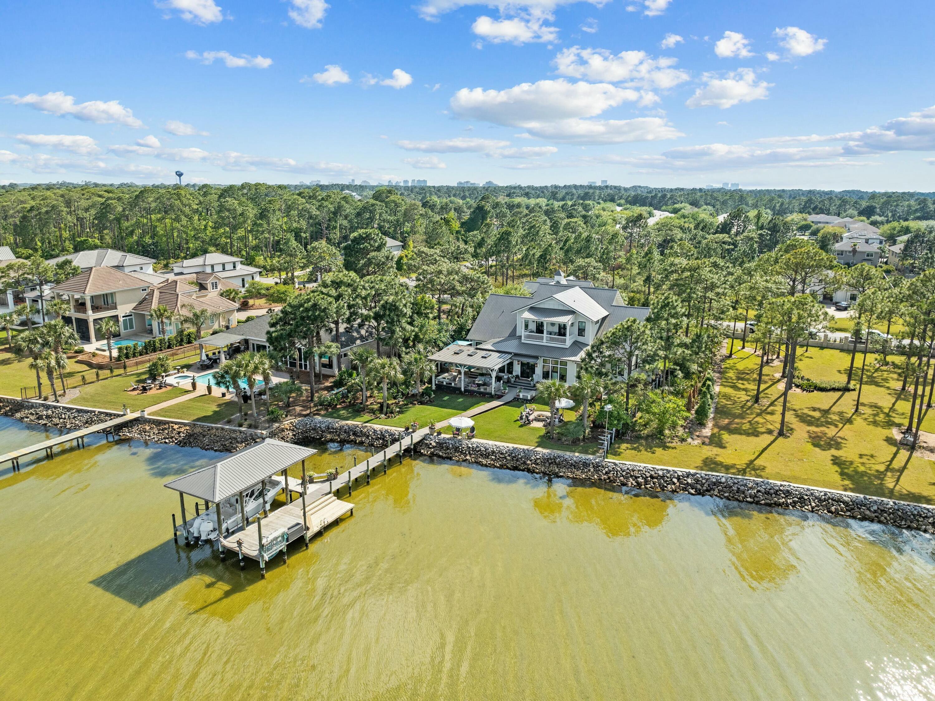 DRIFTWOOD ESTATES - Residential