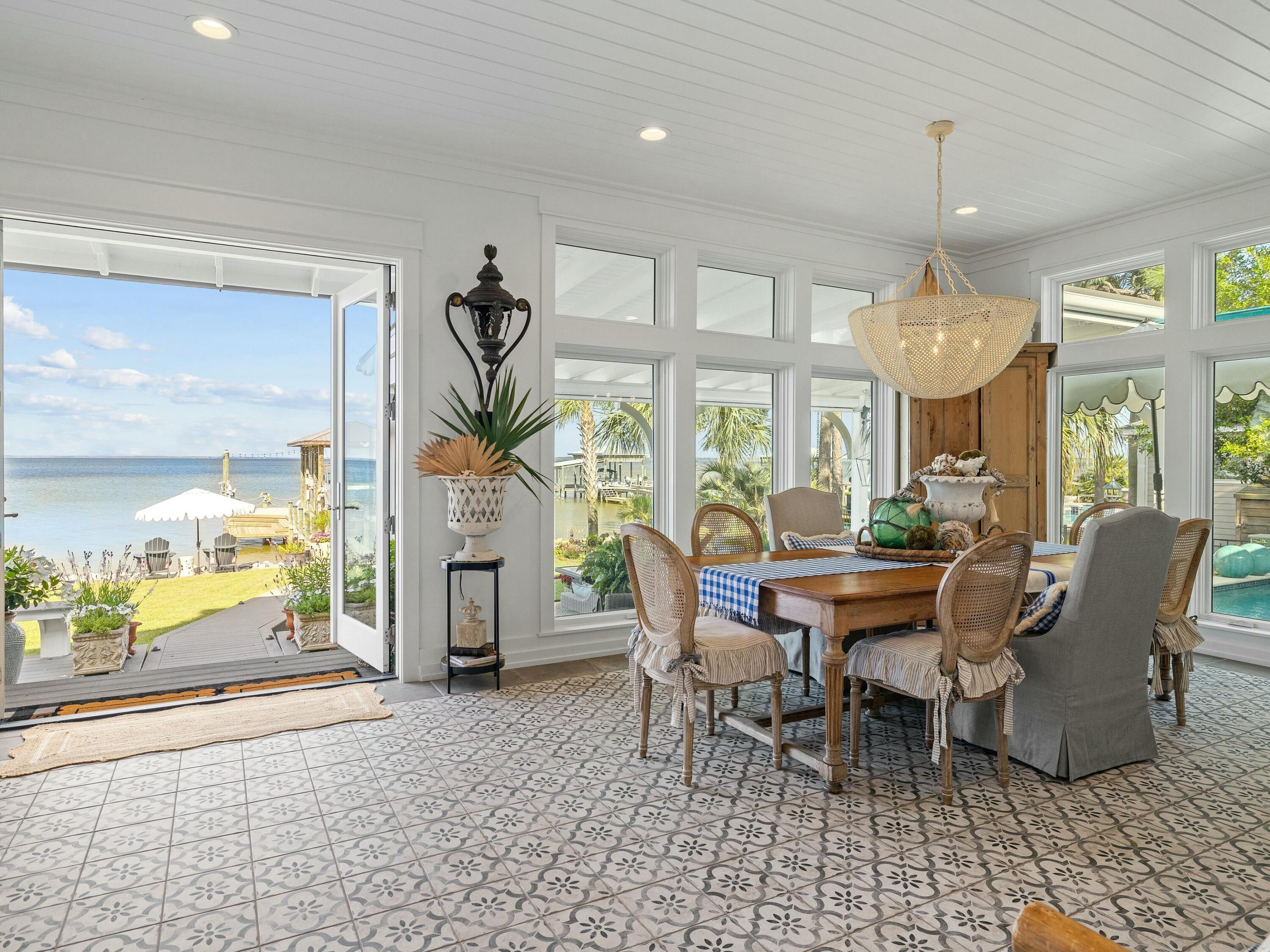 DRIFTWOOD ESTATES - Residential