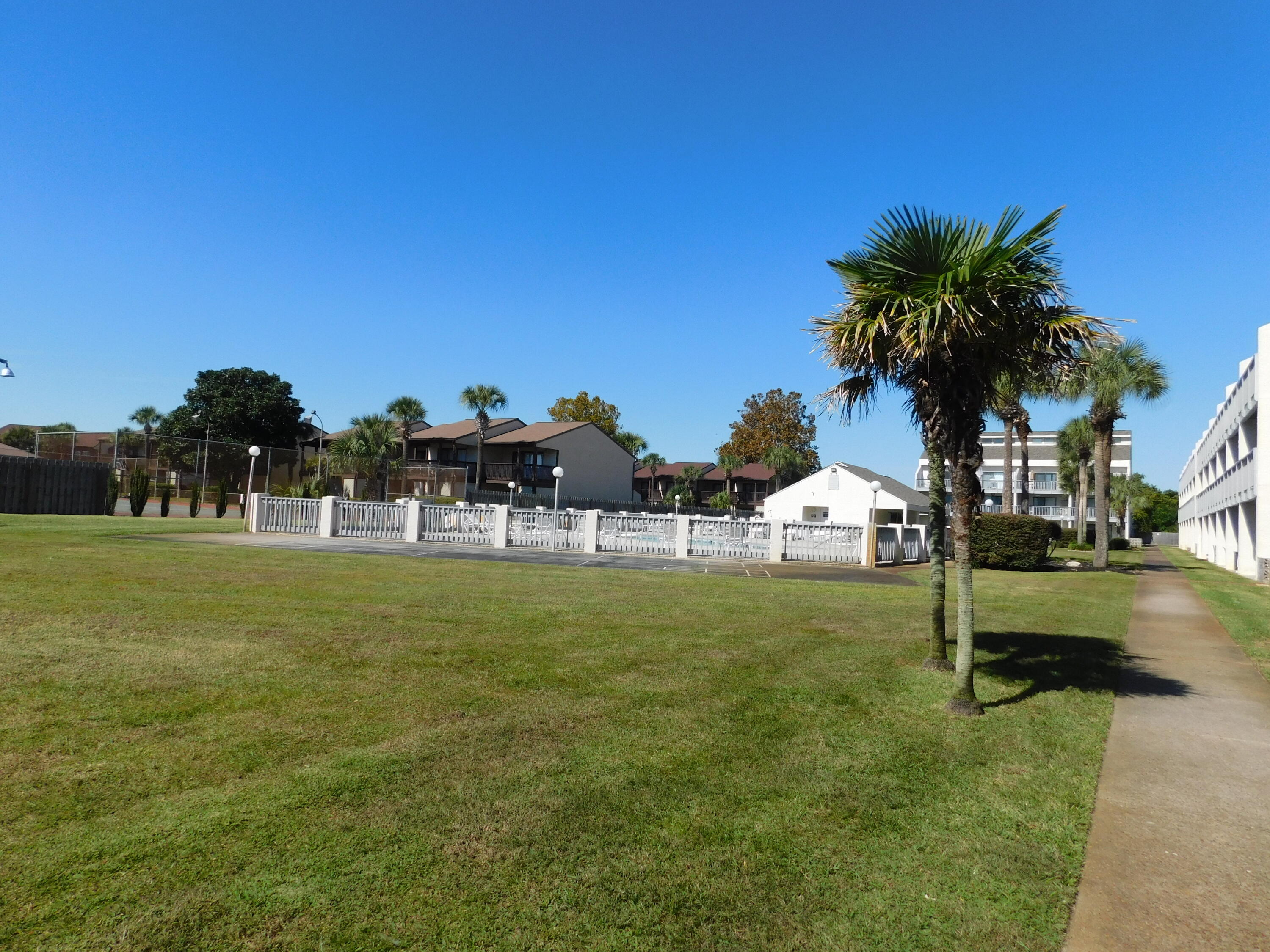 Endless Summer I - Residential