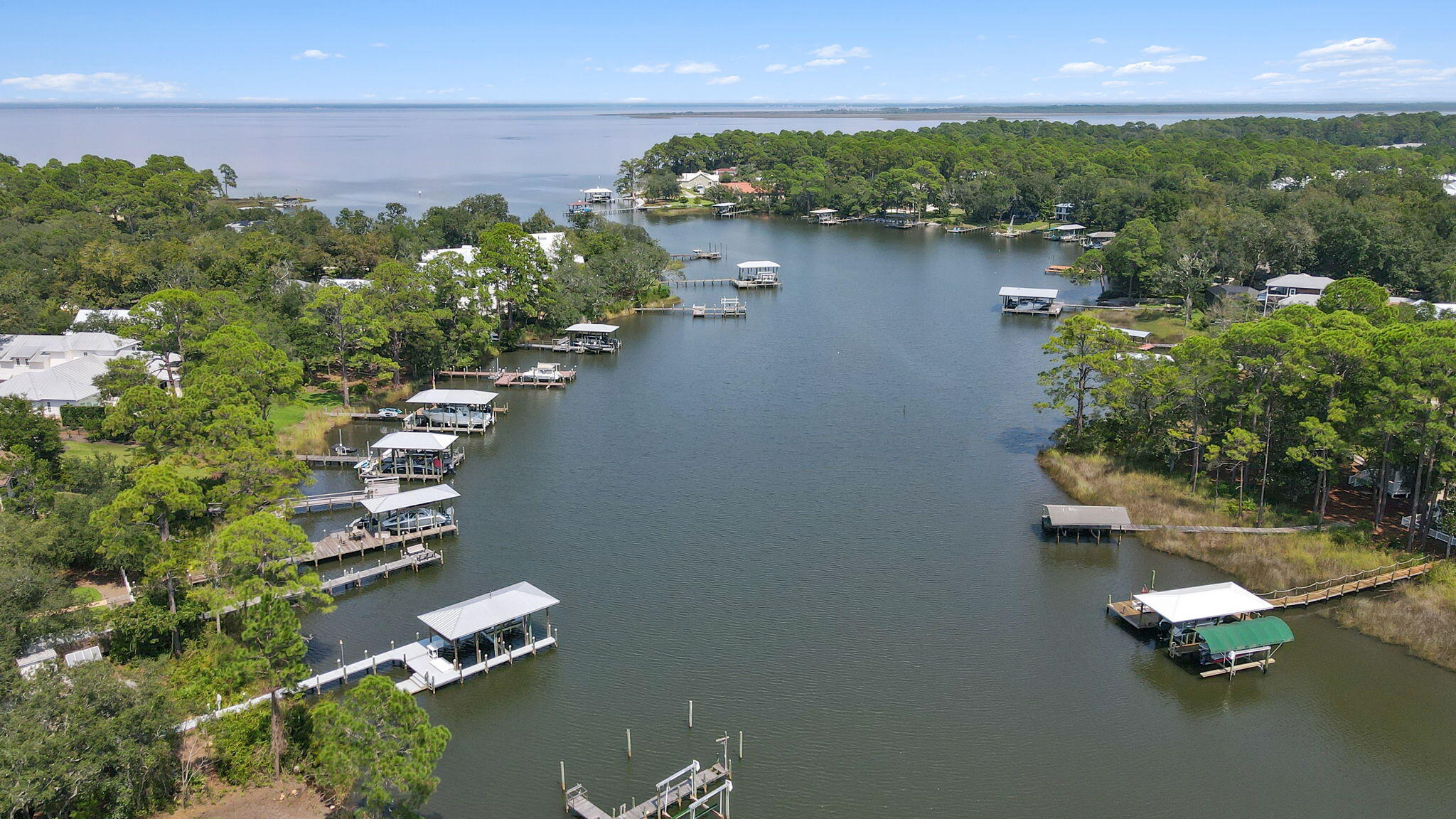 BOTANY BAYOU - Residential