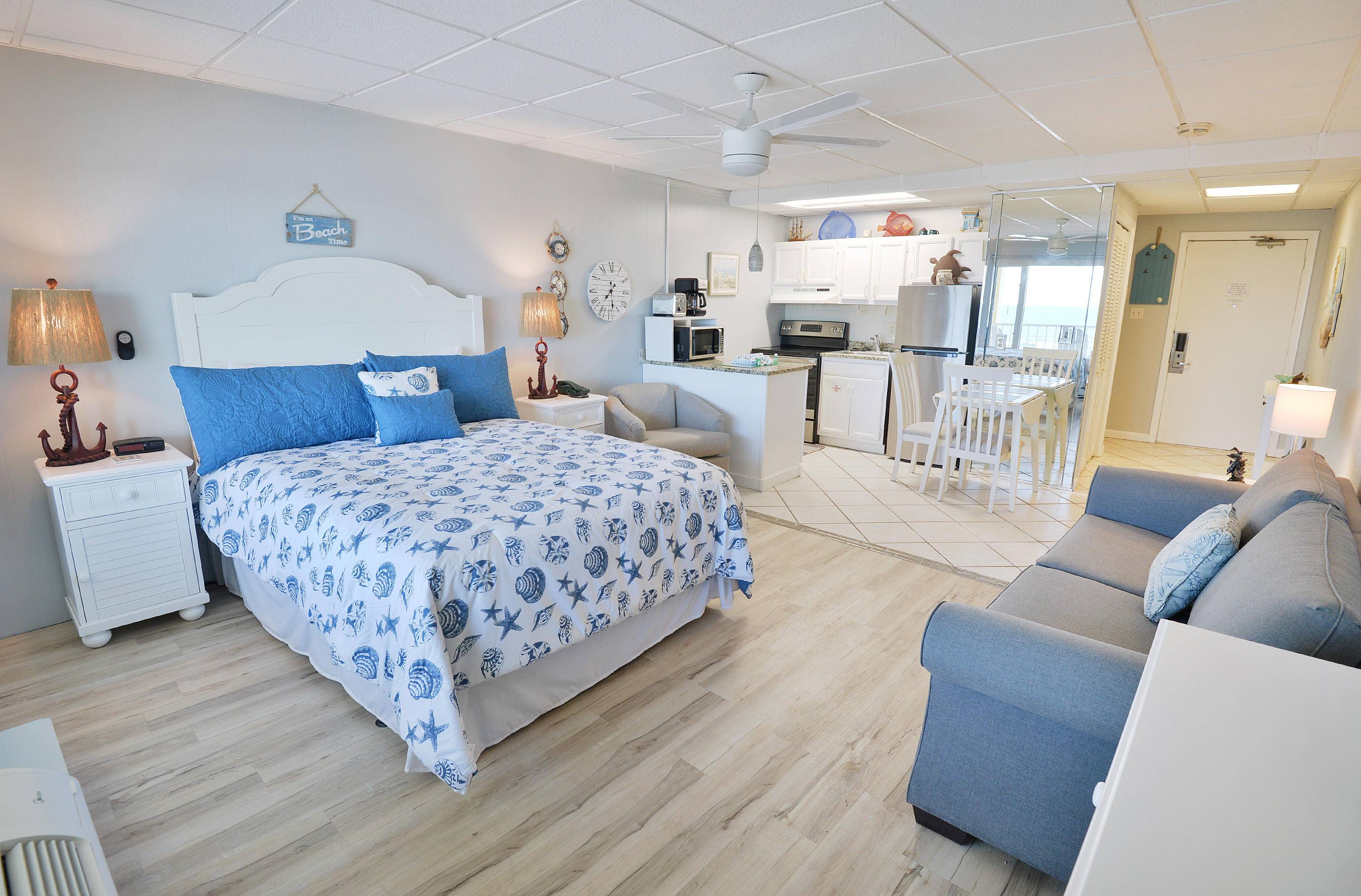 CONTINENTAL CONDO - Residential
