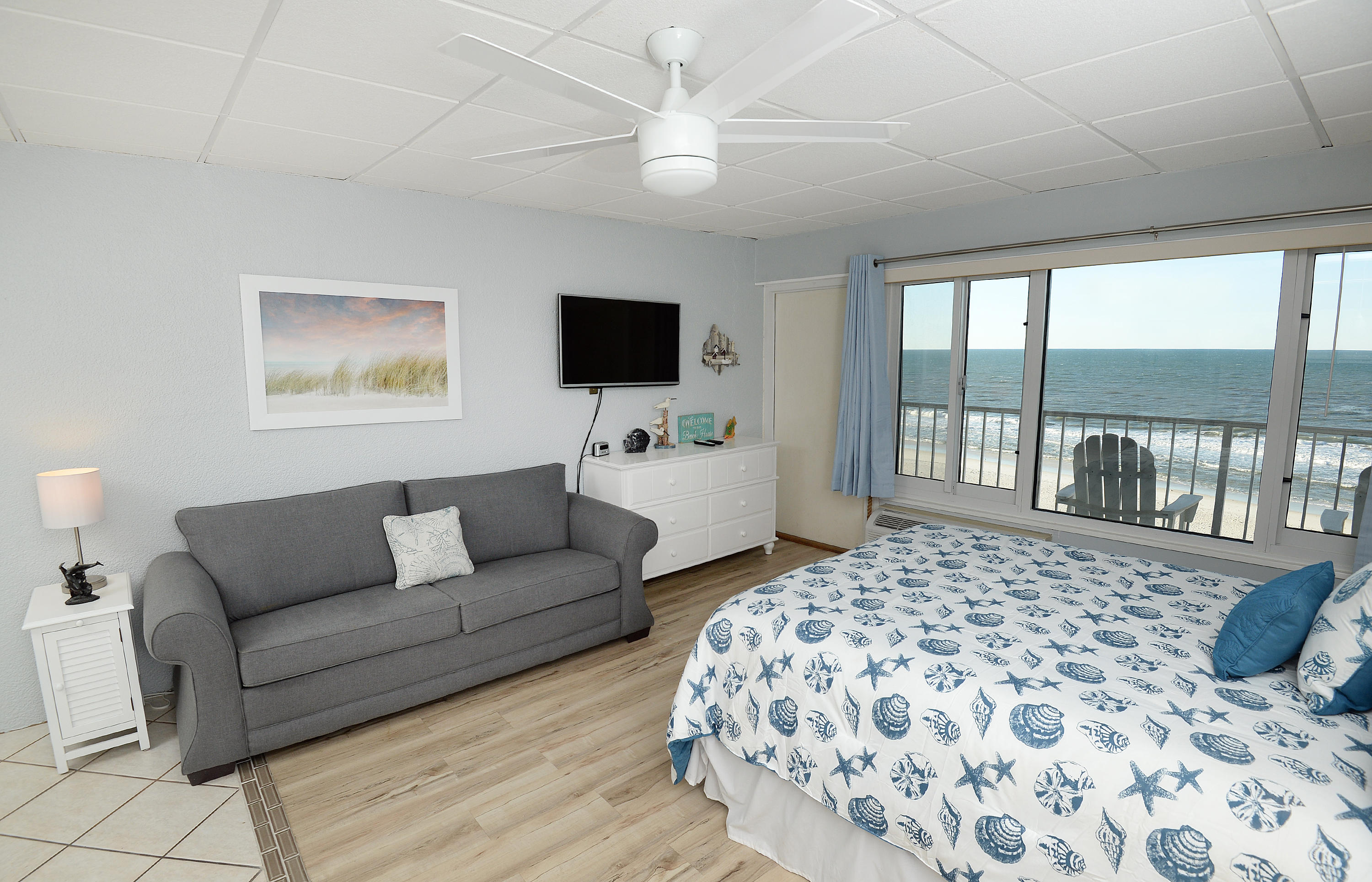 CONTINENTAL CONDO - Residential