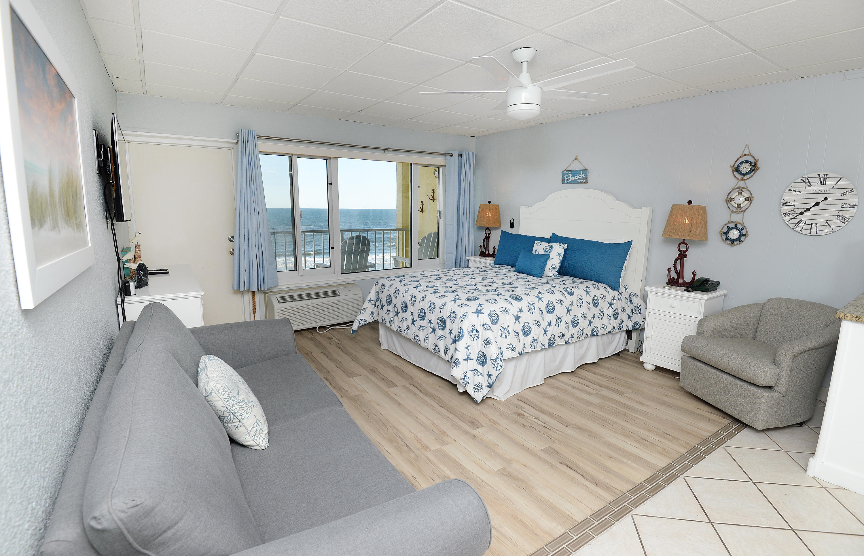 CONTINENTAL CONDO - Residential