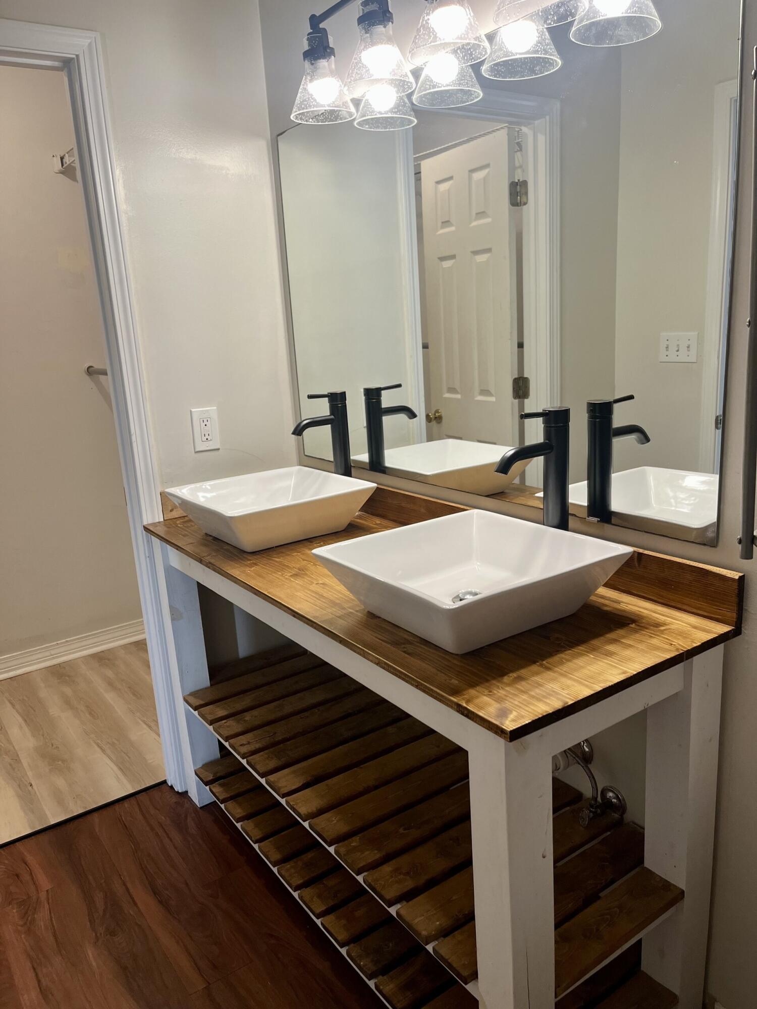 JACKSON TRAIL - Residential Lease