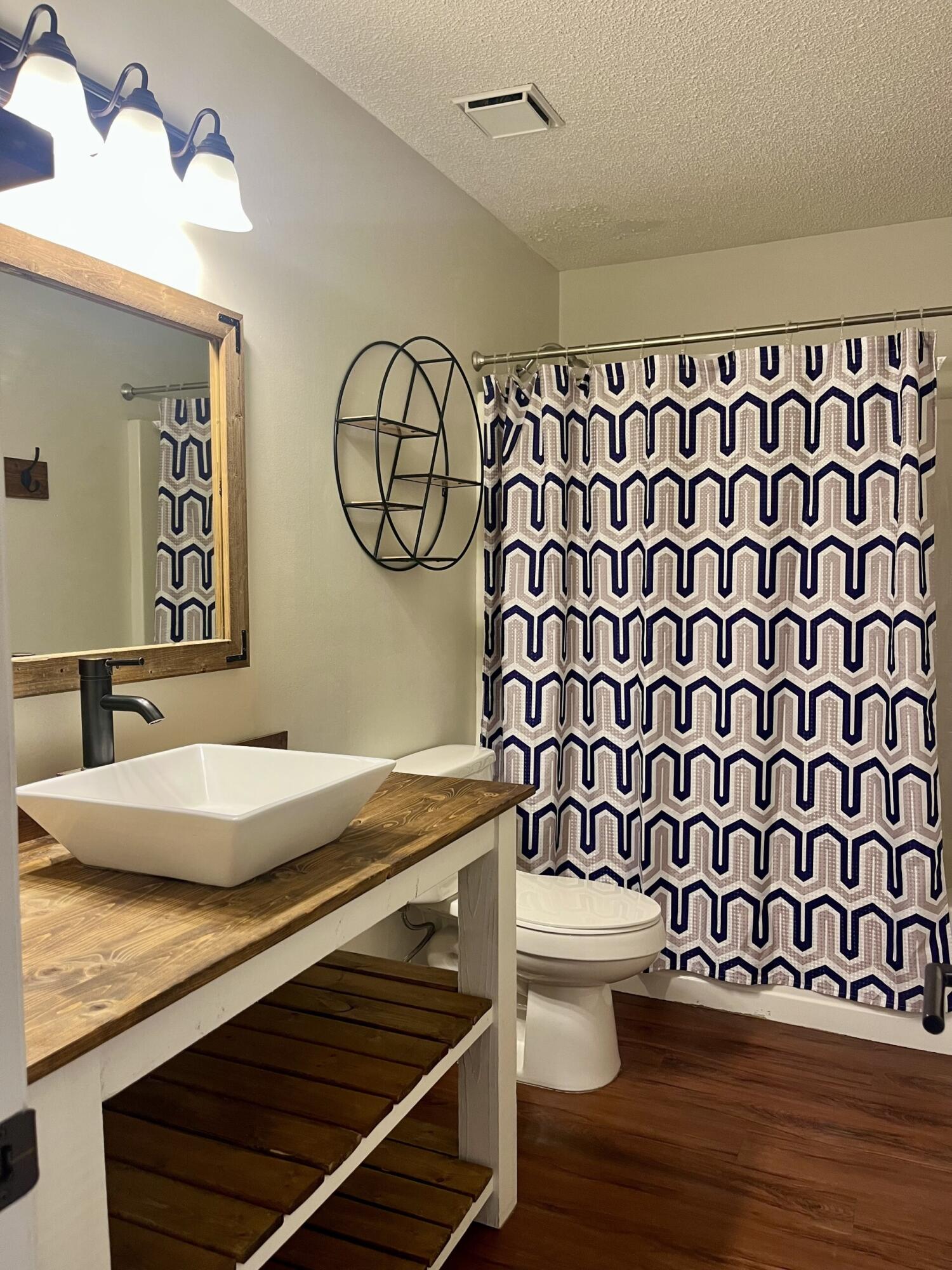 JACKSON TRAIL - Residential Lease