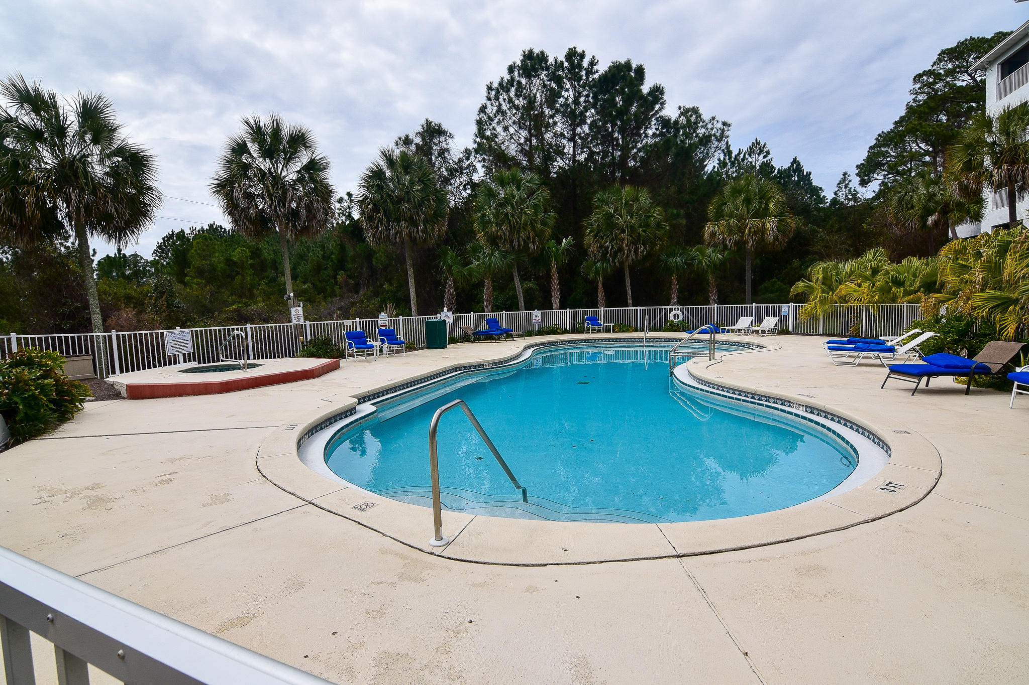 THE FLORIDA CLUB - Residential