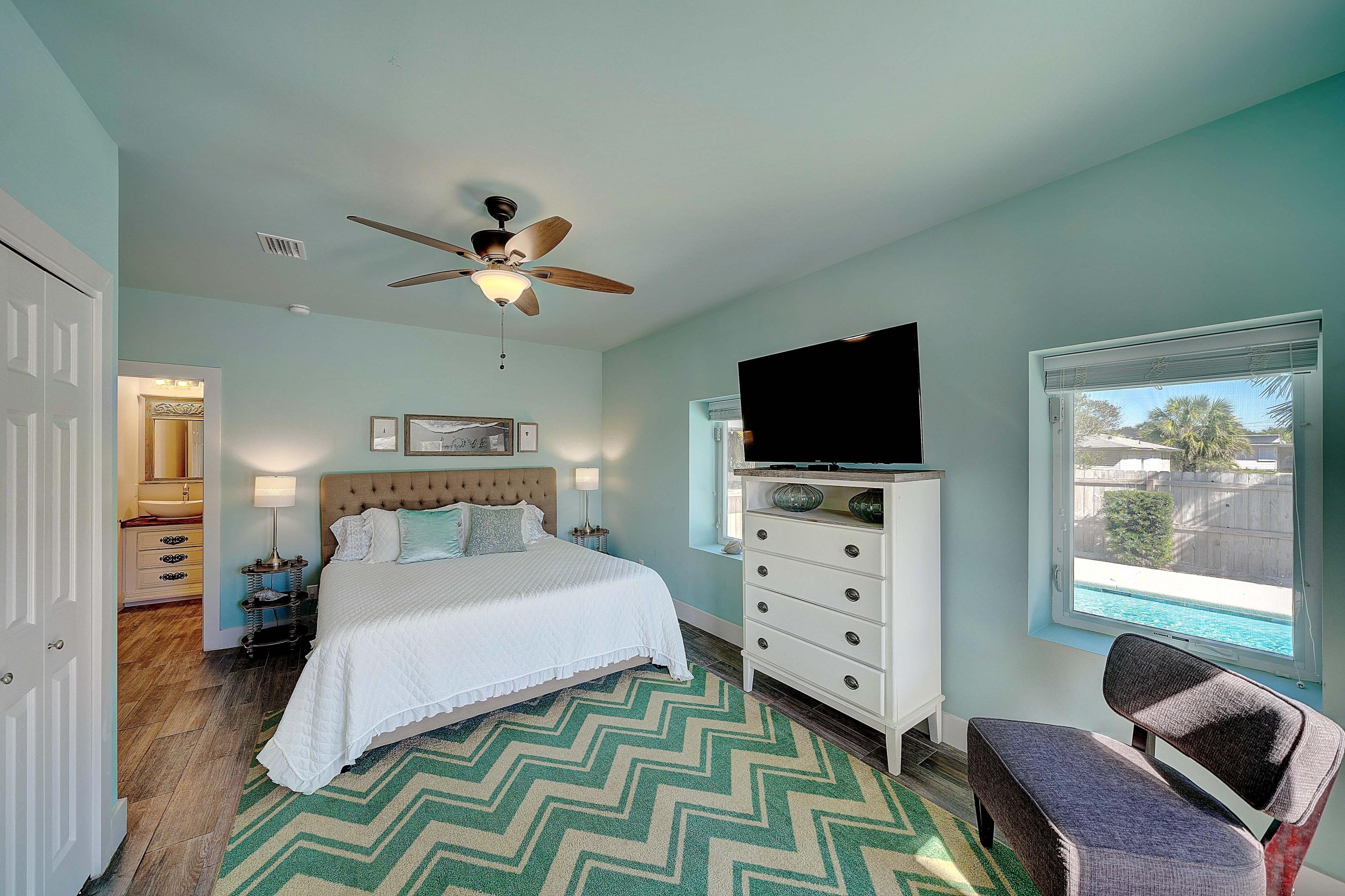 SANTA MONICA BEACH - Residential