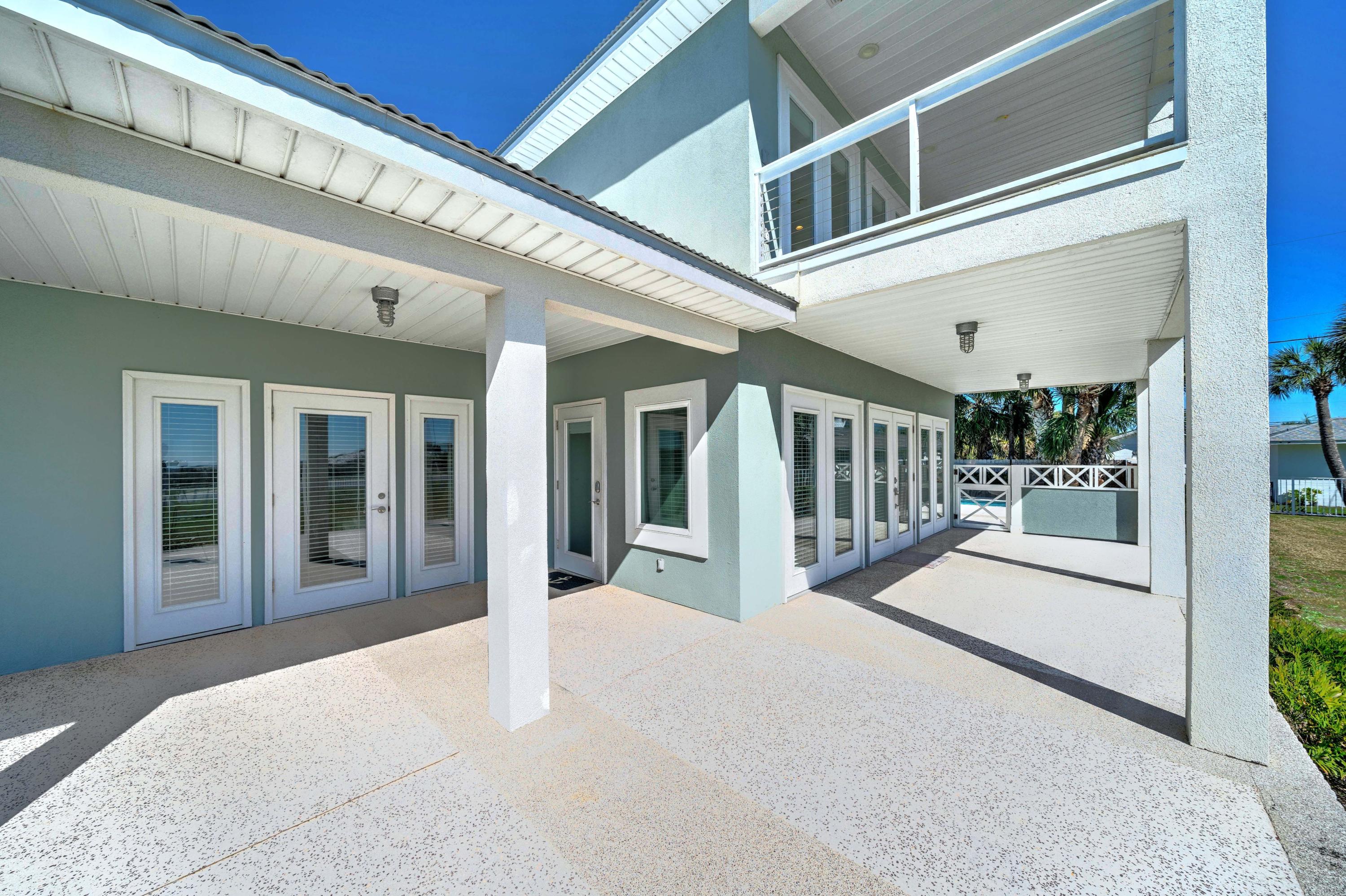 SANTA MONICA BEACH - Residential