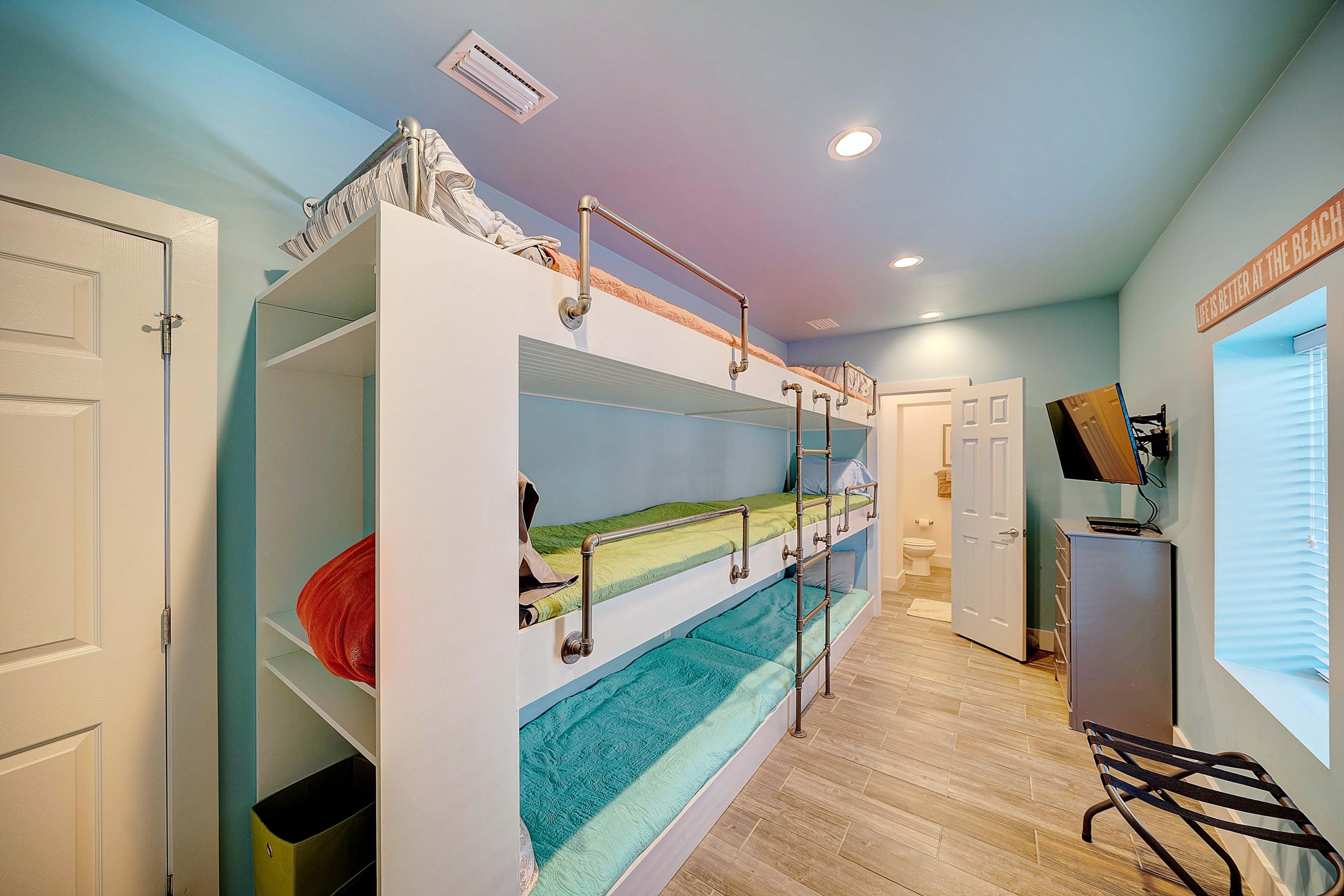 SANTA MONICA BEACH - Residential