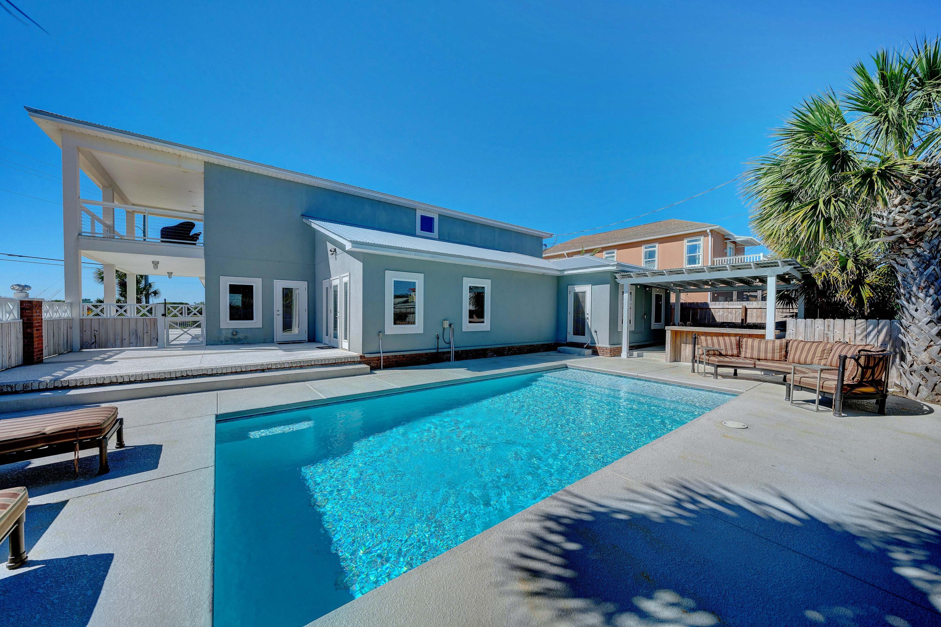 SANTA MONICA BEACH - Residential