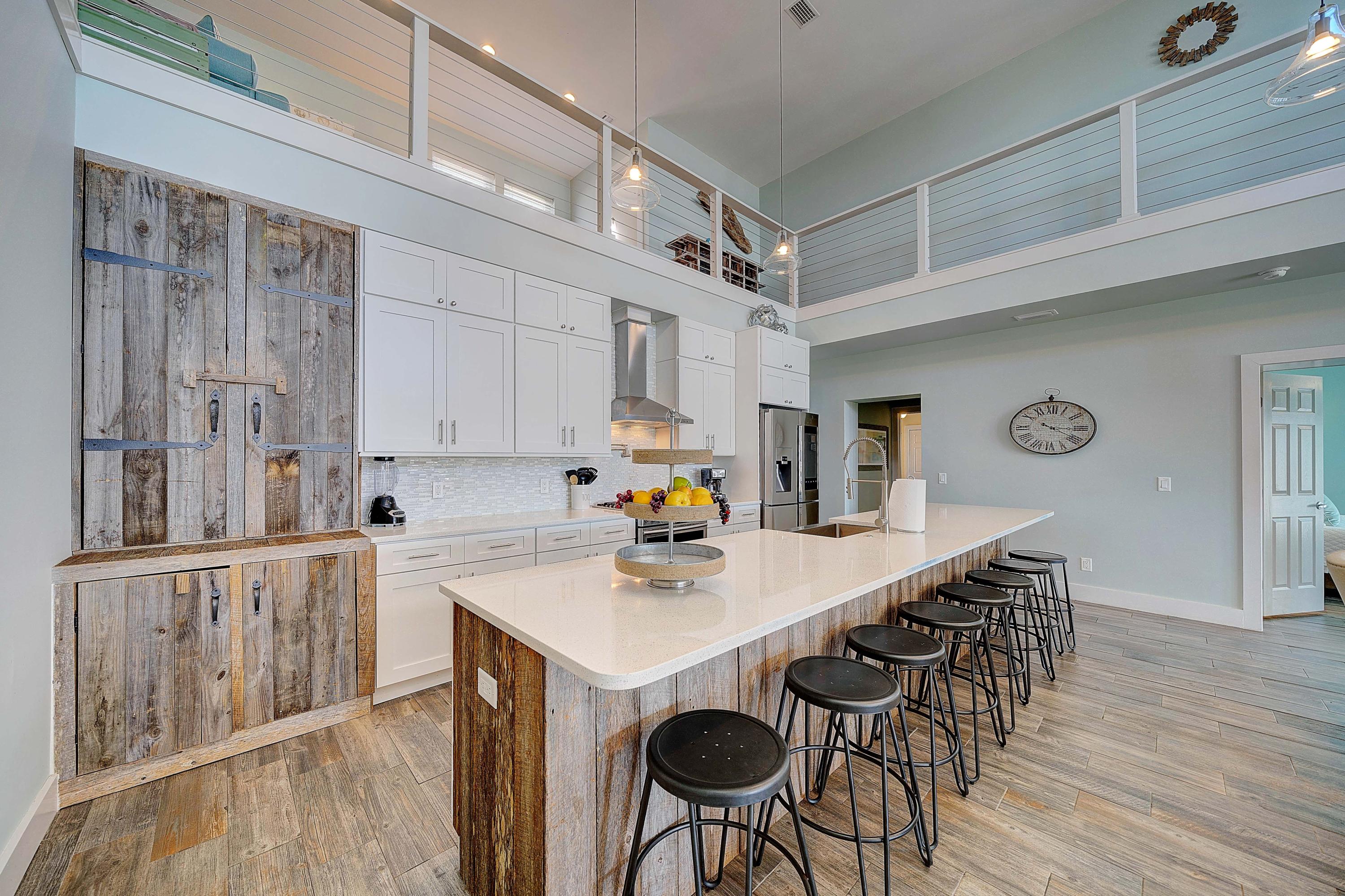 SANTA MONICA BEACH - Residential