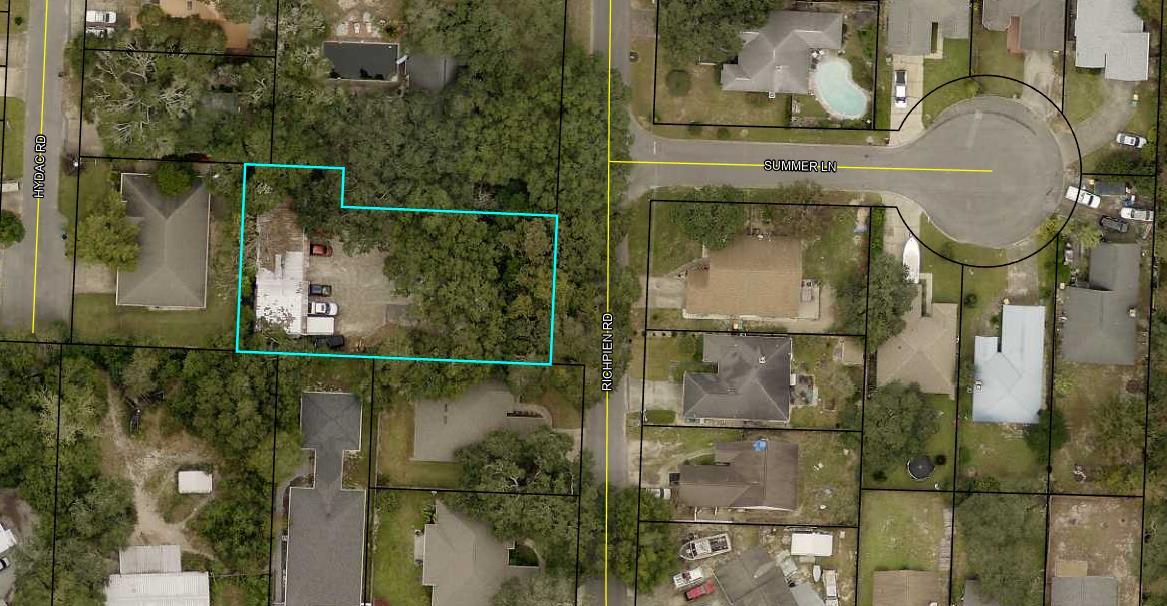 Need a concrete block auto / workshop on slab 1,200 sq ft, including 7 bays; 5 have 10 ft doors? Make your appt to view this commercial property on 0.32 acre! Has power to the workshop, and a well, but you get to add public water and HVAC. Roof is metal & leaks some, but look at the price! Affordably priced commercial property and create your own business! If needing to continue as an auto workshop, the current tenant is EPA certified and catches necessary fluids. This location is two blocks from Racetrack Rd, which is close to middle and high school, restaurants, and other services. Figure out what you would like to make this nearly one-third acre, then call for your appointment, today! Home to right is available, too, which is on .44 acre with over1,900 sq ft - MLS 969750 Cheers!