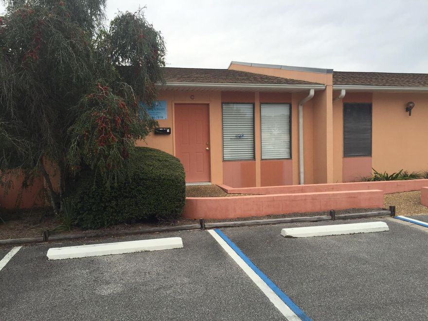 VERY NICE AND RECENTLY UPDATED OFFICE/MEDICAL SPACE RIGHT ACROSS FROM THE HOSPITAL. THE SPACE CONSISTS OF THE WAITING ROOM, LARGE RECEPTION AREA, 5 EXAM ROOMS (WITH SINKS), 2 REGULAR OFFICES, 3 BATHROOMS, AND BREAK ROOM AREA. PARKING AREAS ARE IN FRONT OF THE BUILDING AND IN THE BACK.