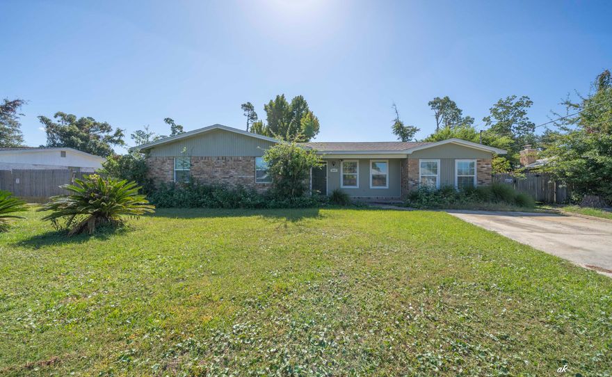 Charming Brick Ranch in the Heart of Panama City!Welcome to this 1,630 sq ft brick ranch-style home, perfectly situated in a prime central location. Just minutes from SweetBay, University Academy, and the soon-to-arrive Publix and Starbucks. Enjoy the best of historic St. Andrews with its vibrant restaurants, shopping, and the newly rebuilt marina just a short drive away.This home features over 1,600 sq ft of living space with a versatile 300 sq ft flex room, ideal for a game room, office, or easily converted into a 4th bedroom. The oversized lot offers plenty of space to enjoy outdoor activities, making it perfect for families.Priced under $300,000, this is an incredible opportunity to live in the heart of Panama City. Don't miss out--schedule your showing today!