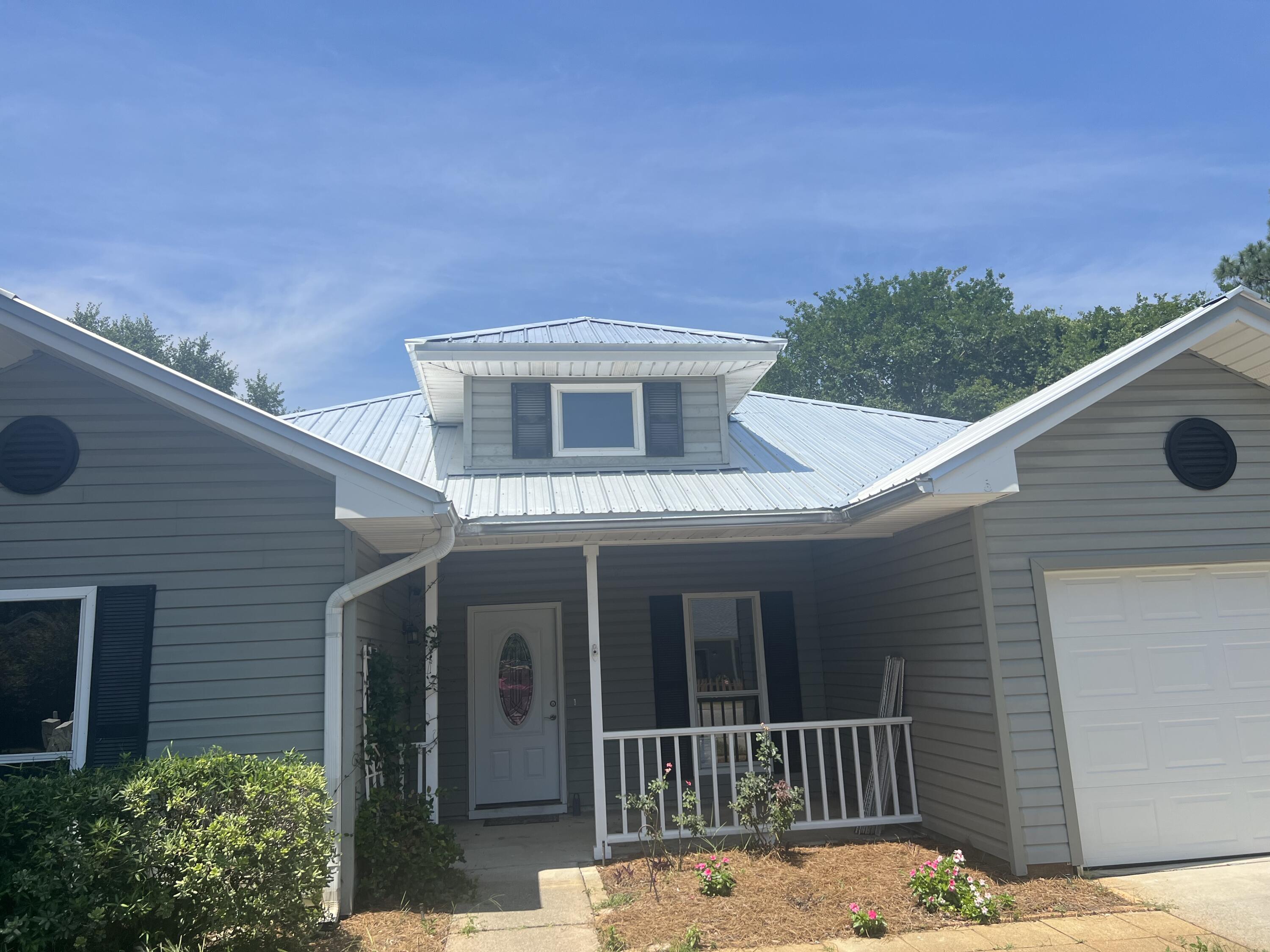 COLONY PARK - Residential