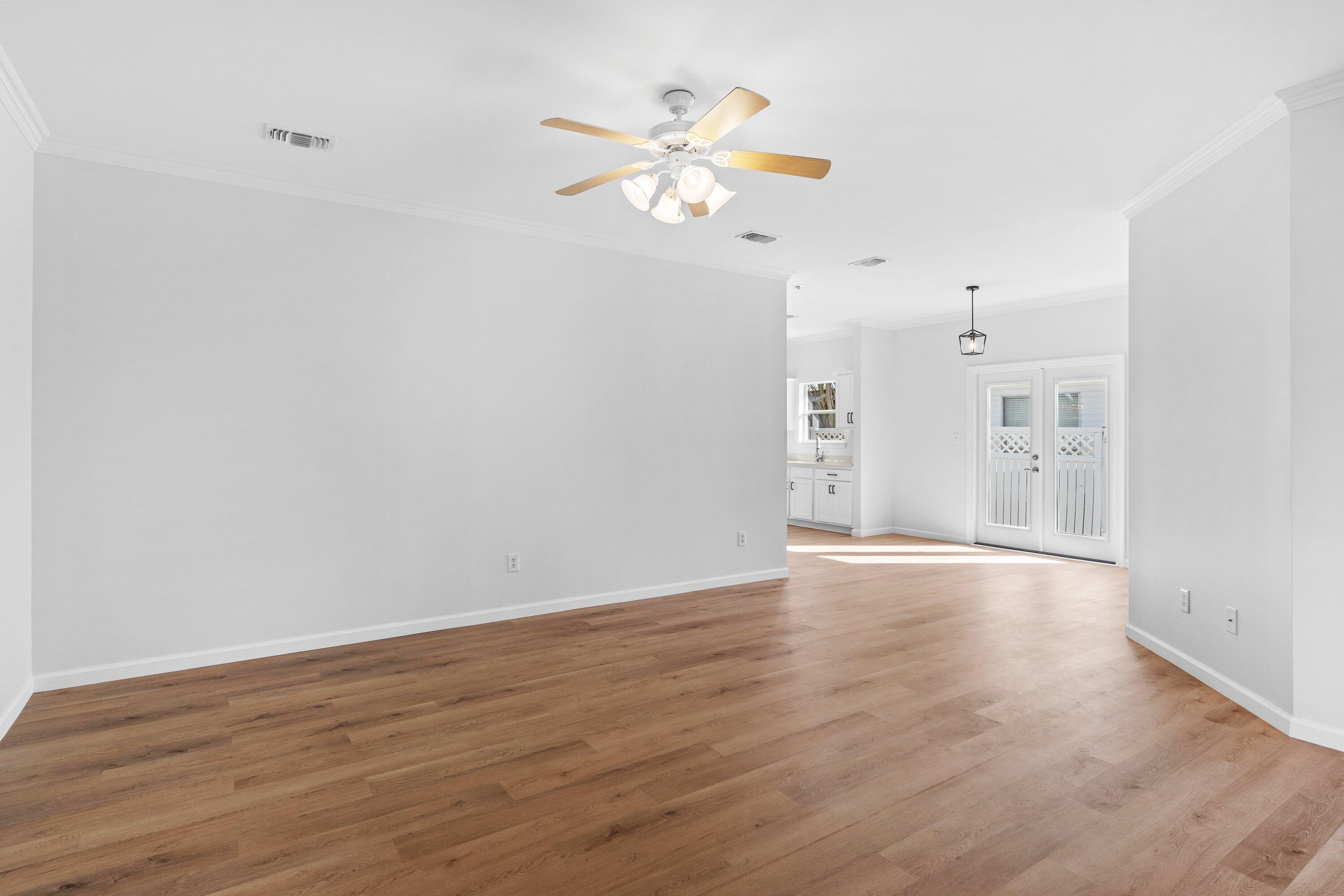 COLONY PARK - Residential