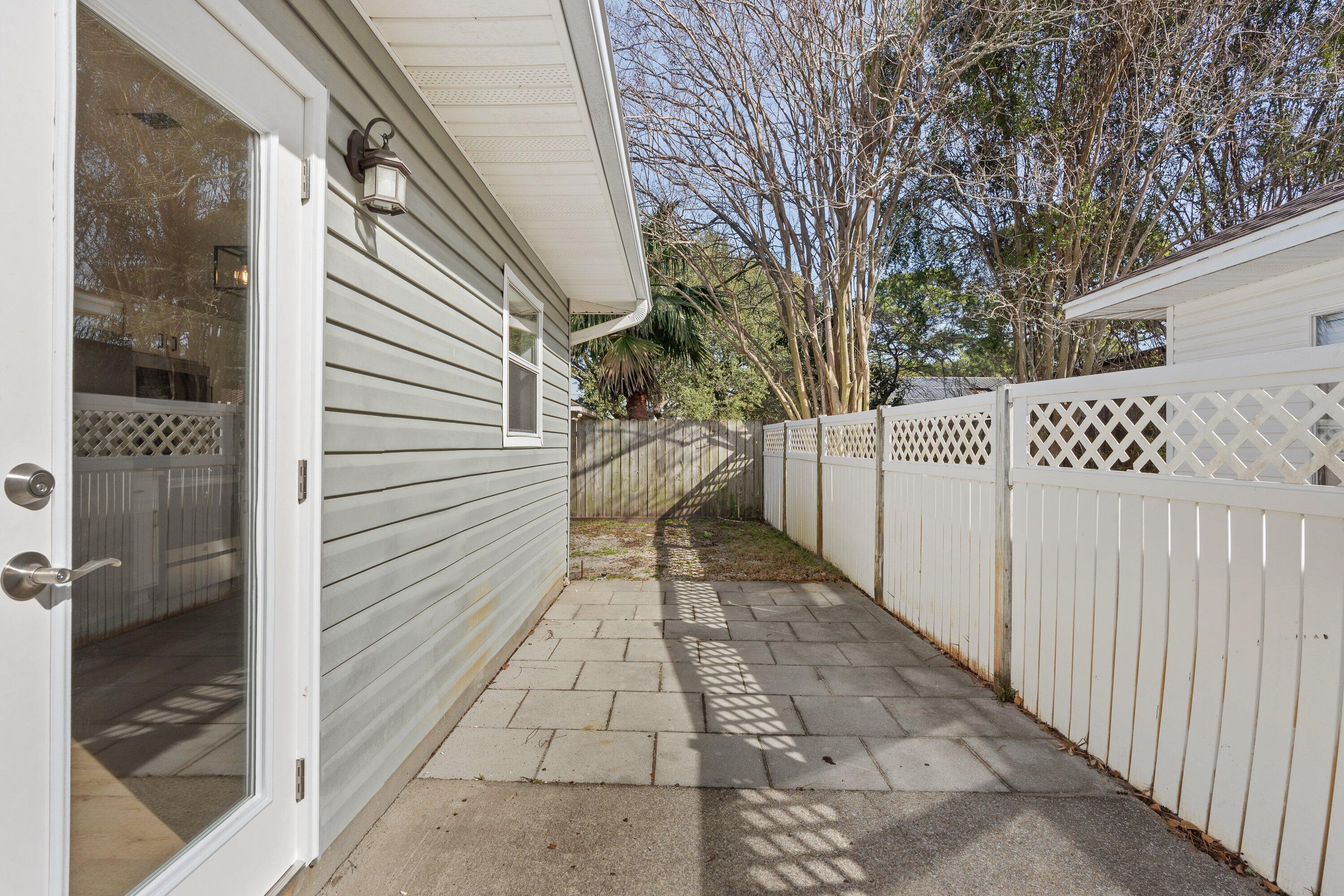 COLONY PARK - Residential