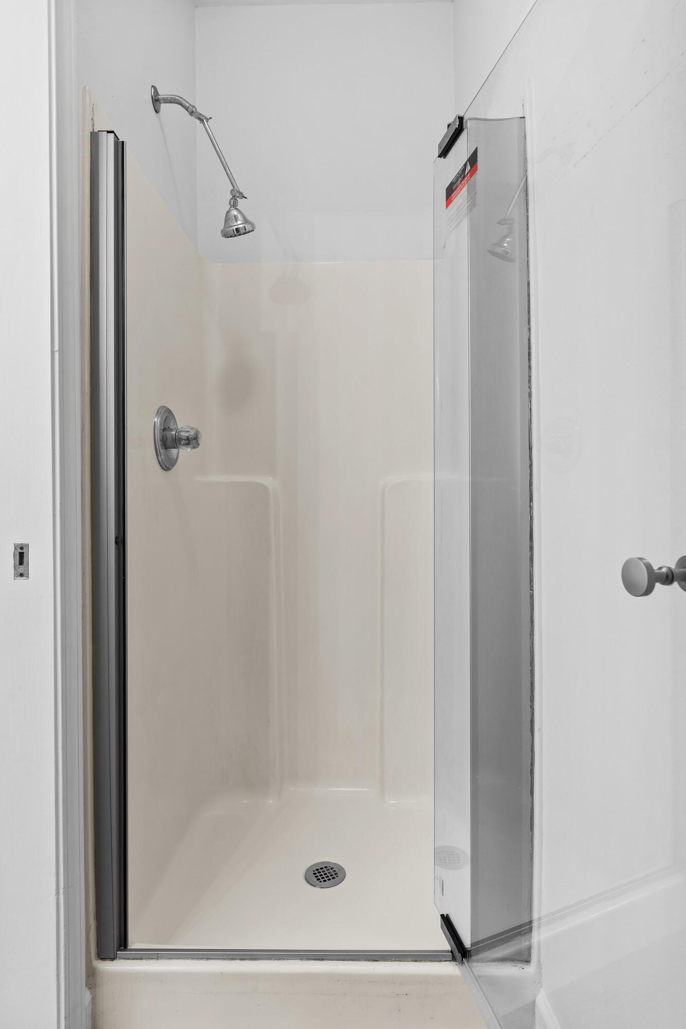 COLONY PARK - Residential