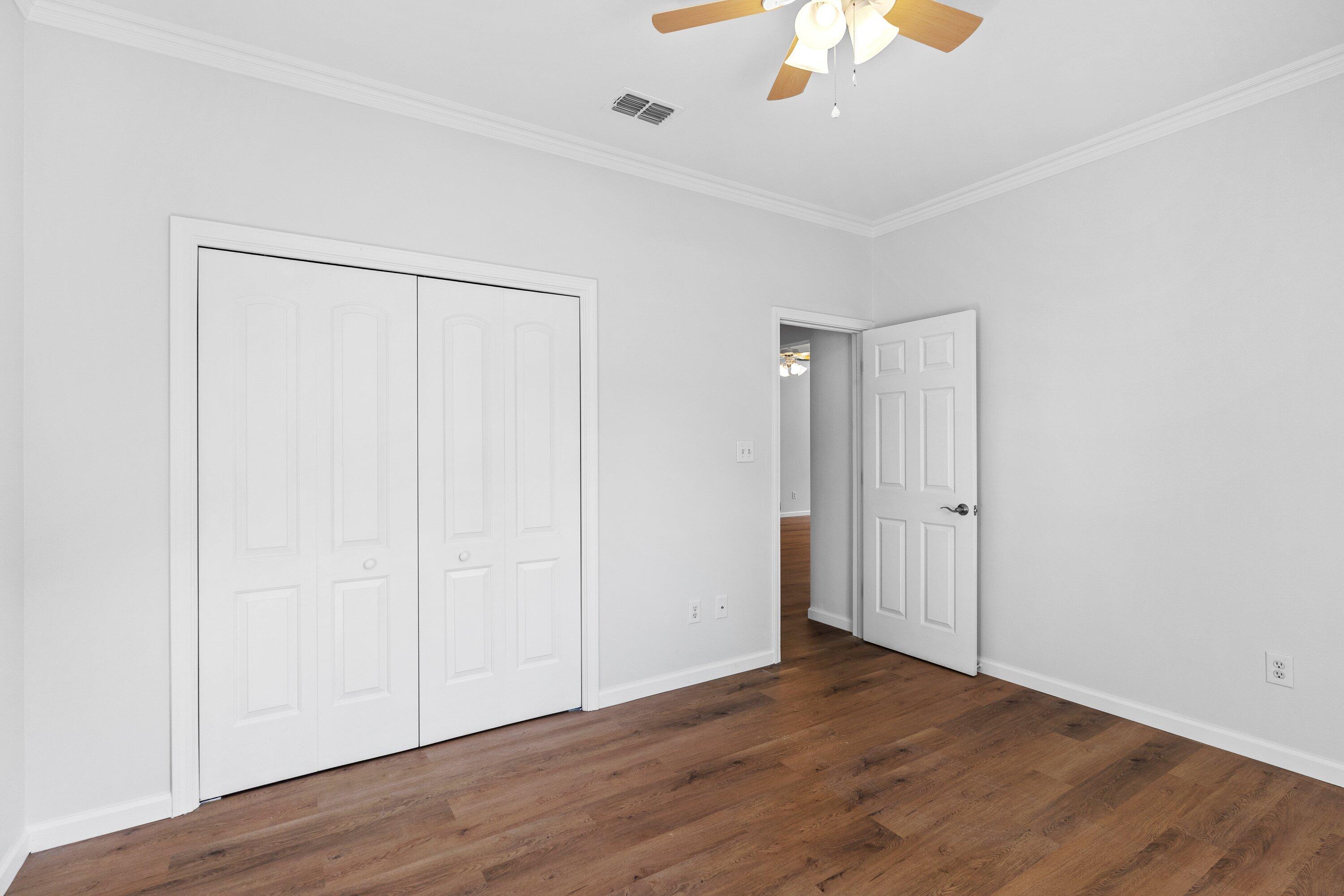 COLONY PARK - Residential