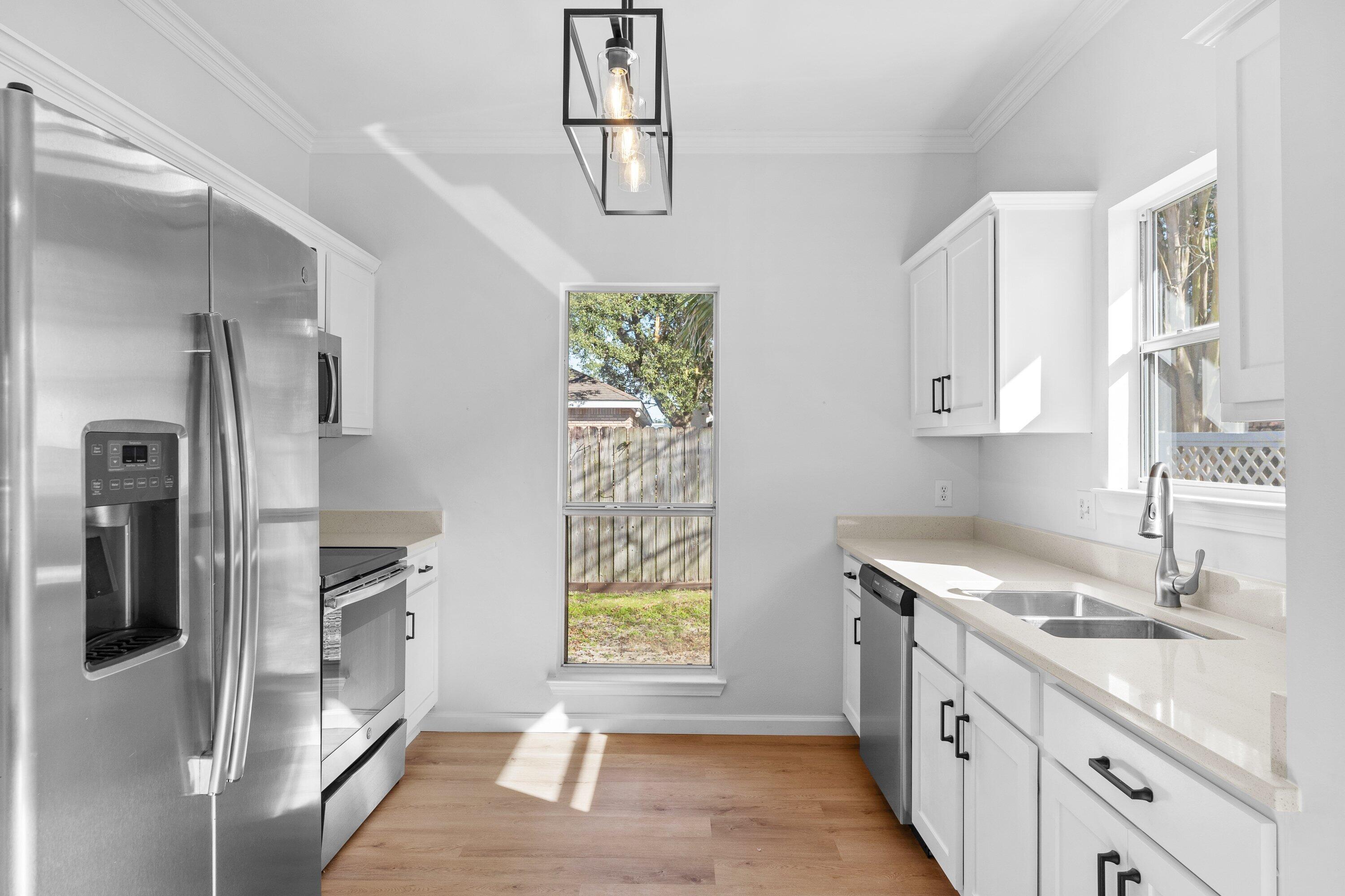 COLONY PARK - Residential