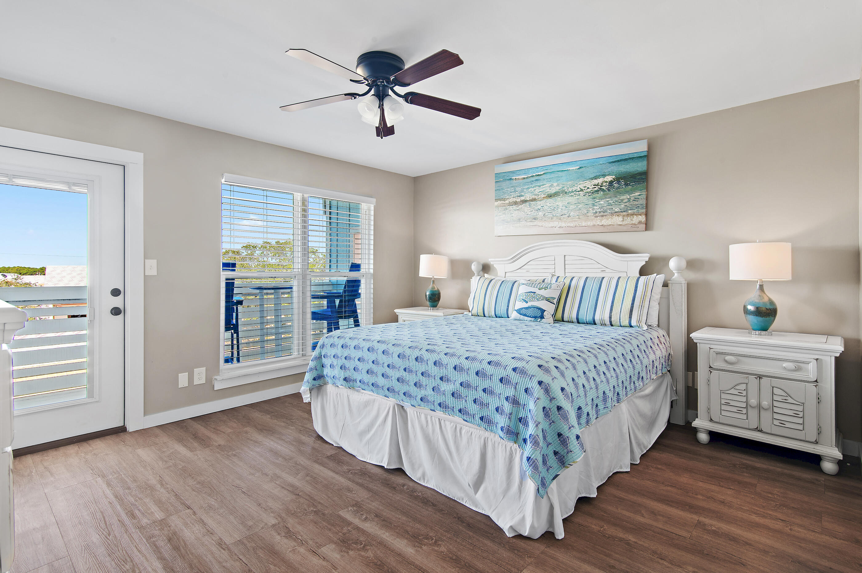 PIRATES COVE - Residential