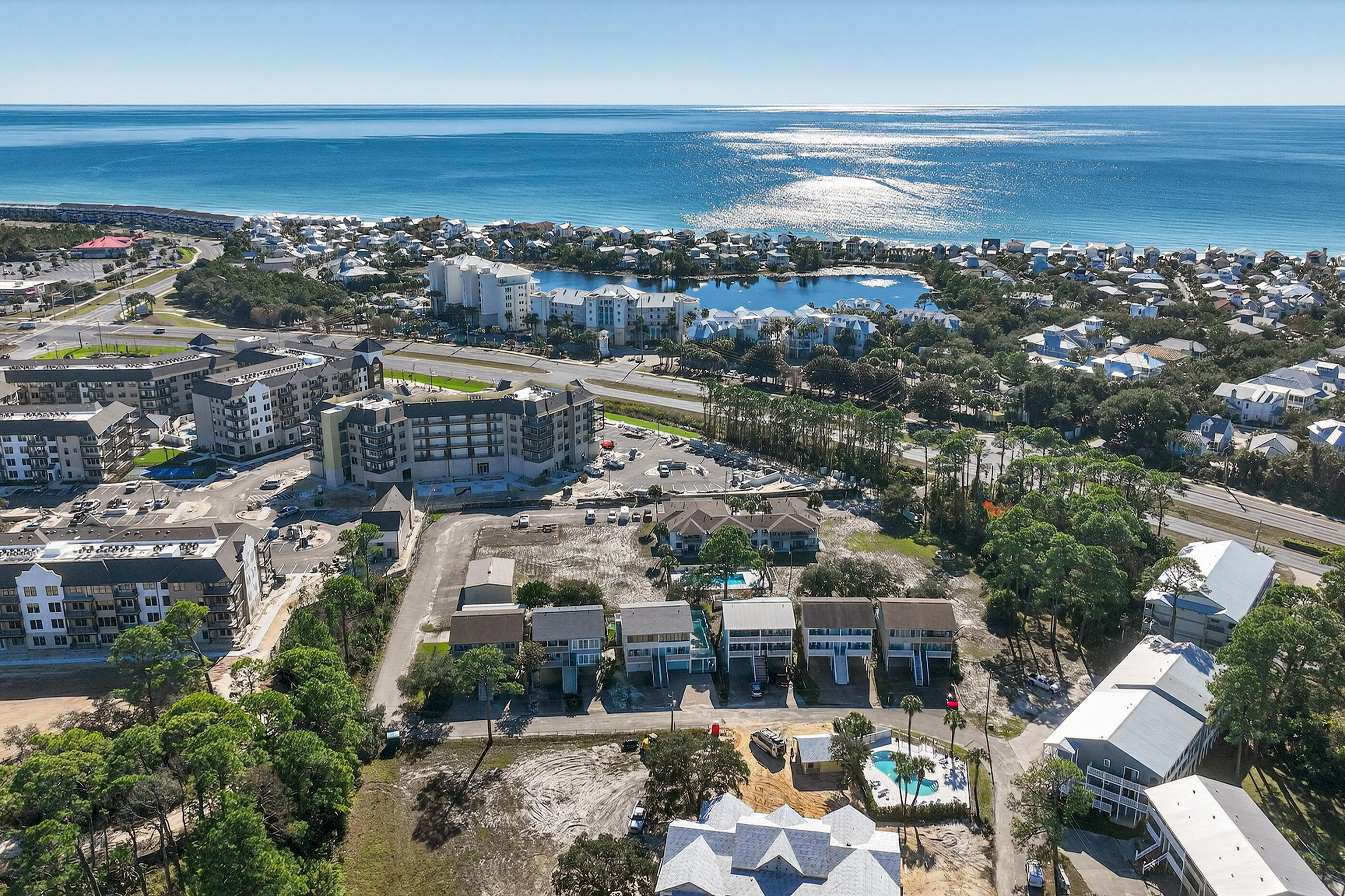 PIRATES COVE - Residential