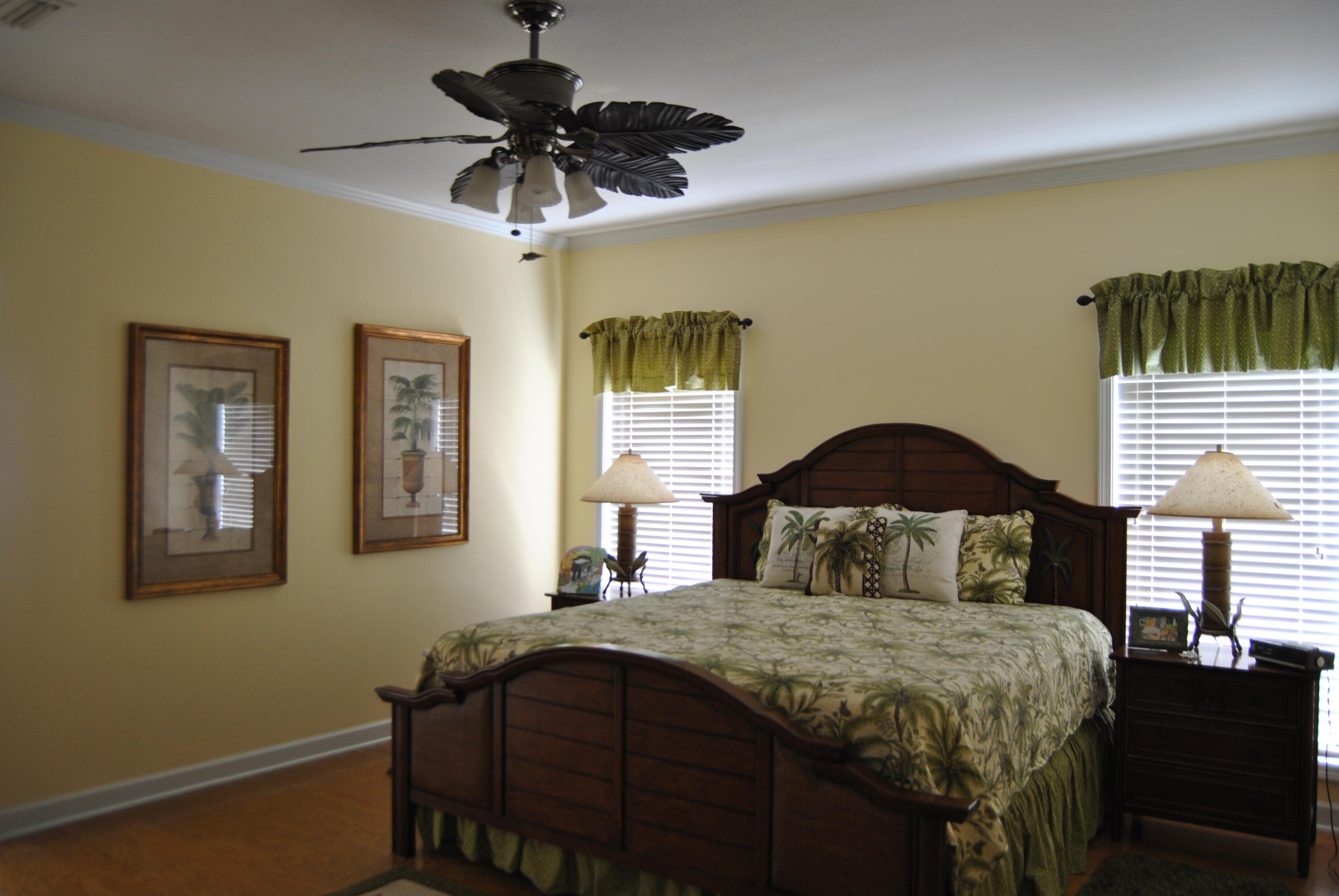 DOLPHIN BAY PH 1 - Residential