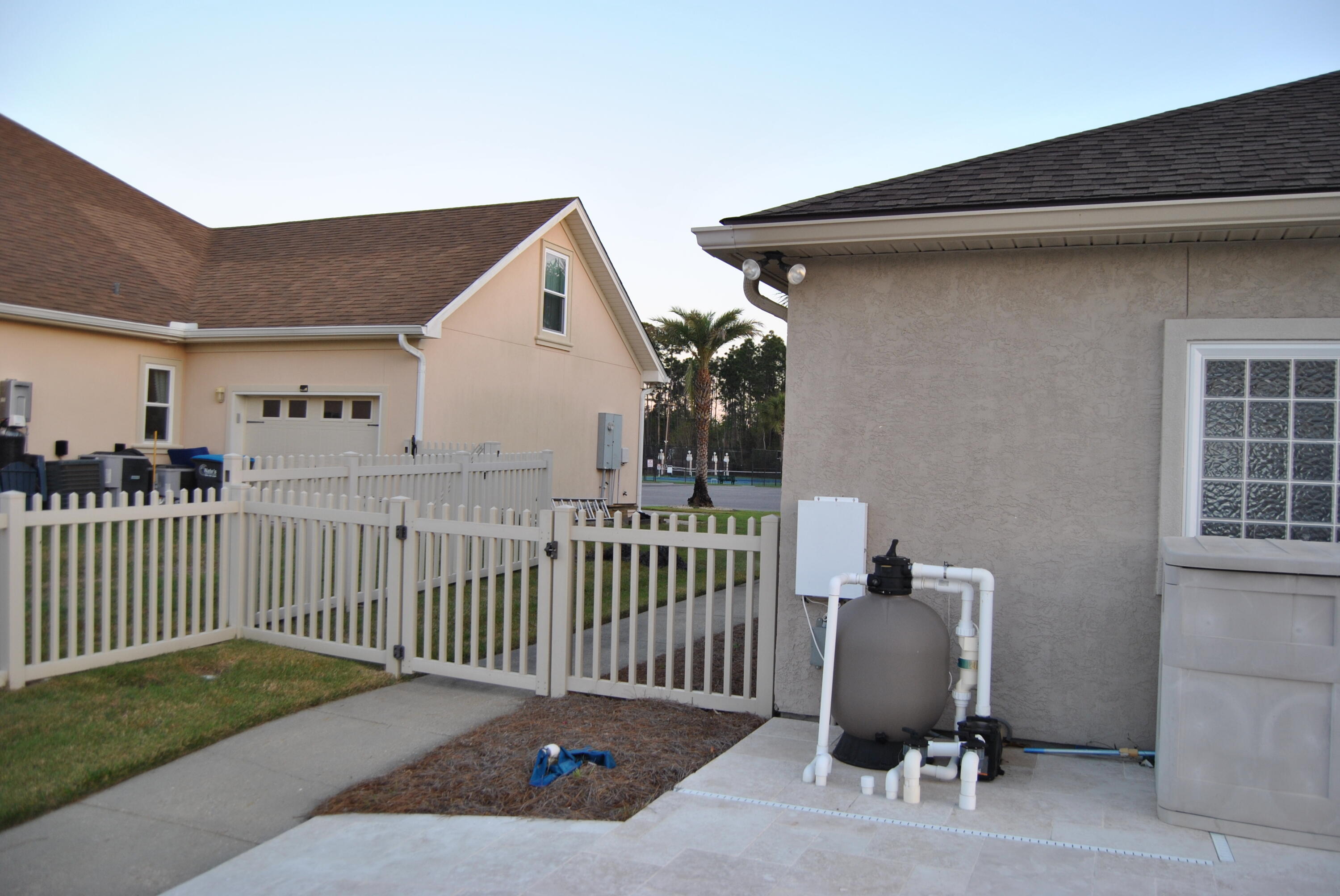 DOLPHIN BAY PH 1 - Residential