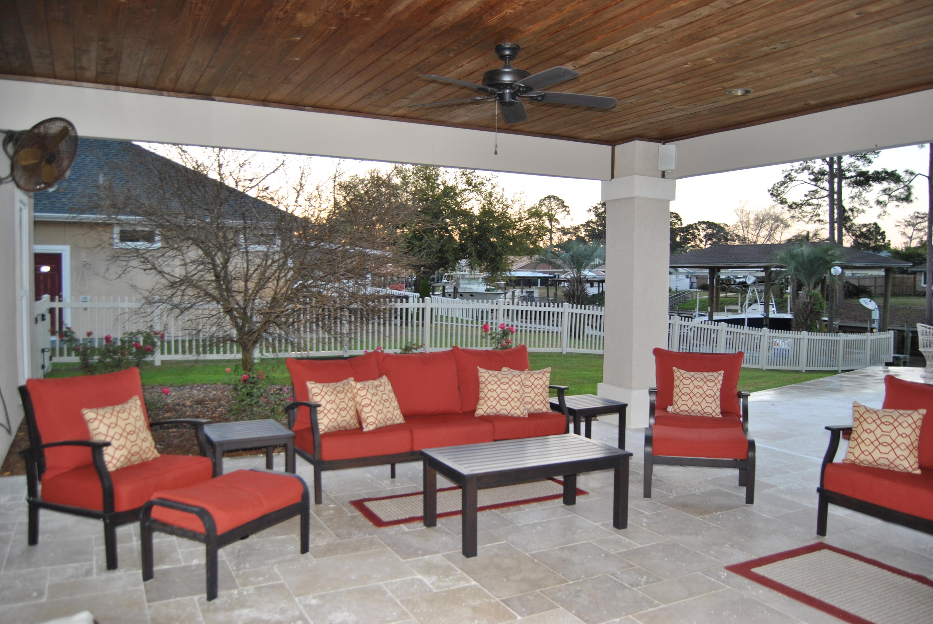 DOLPHIN BAY PH 1 - Residential