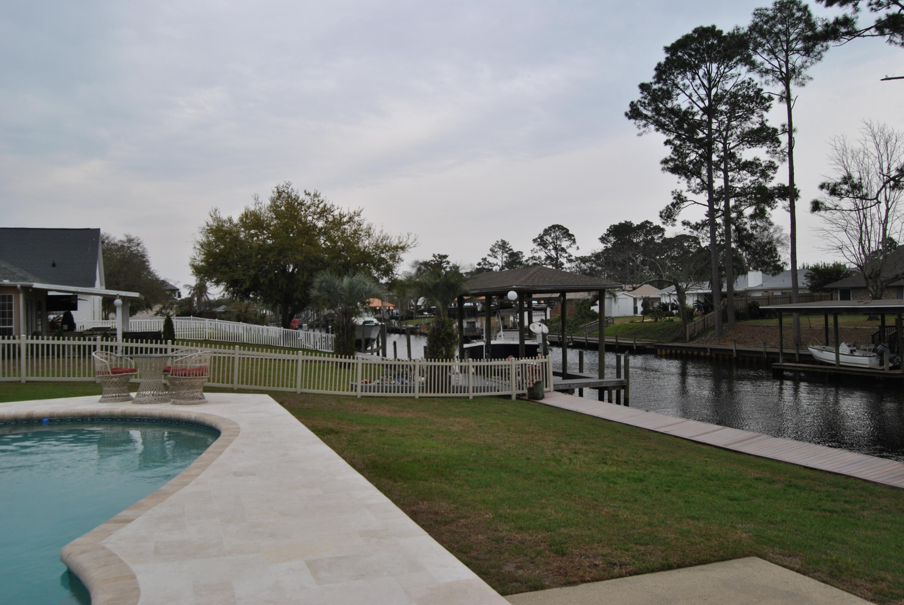 DOLPHIN BAY PH 1 - Residential