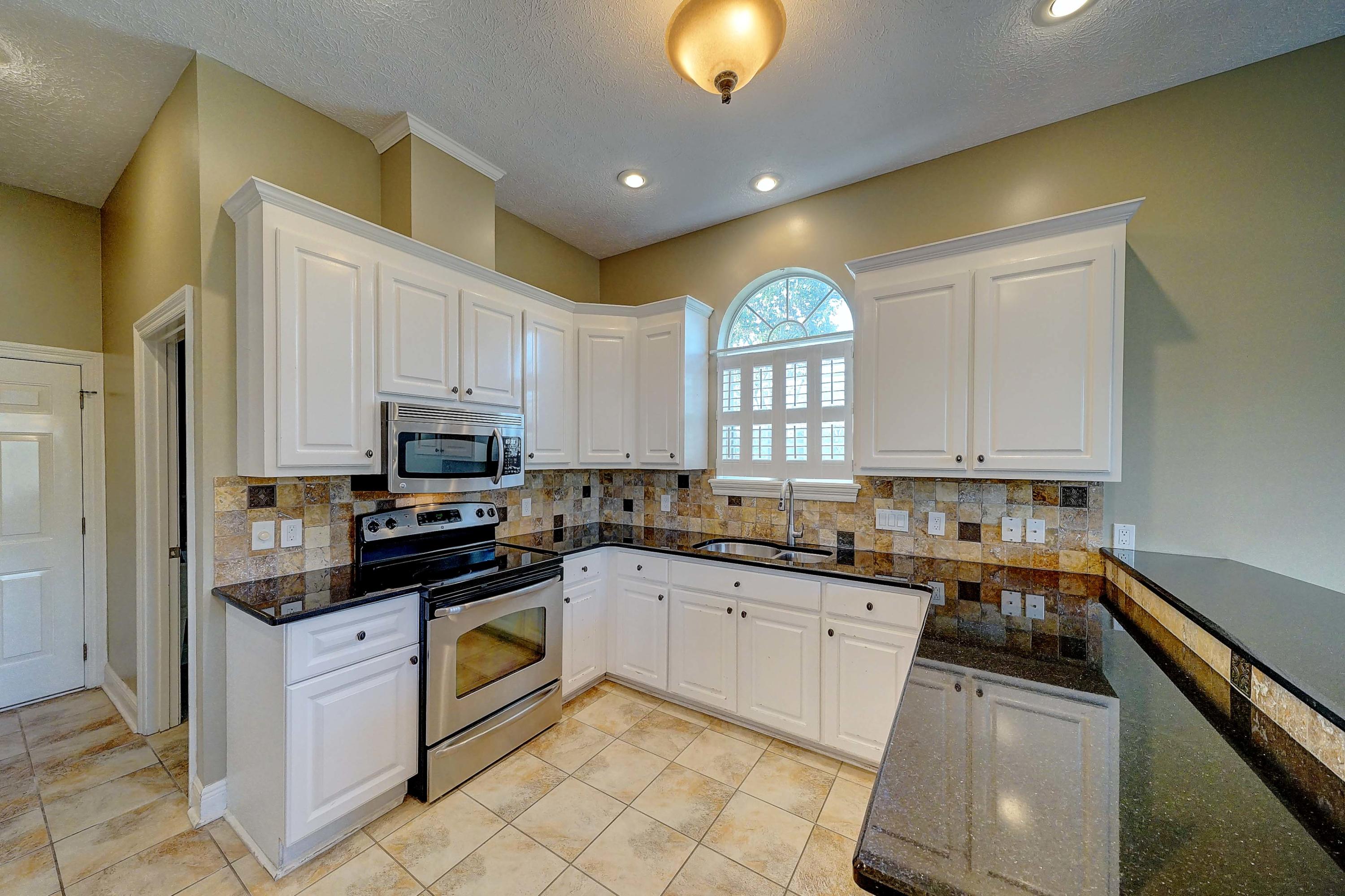 DELWOOD POINT PRESERVE PH 1 - Residential