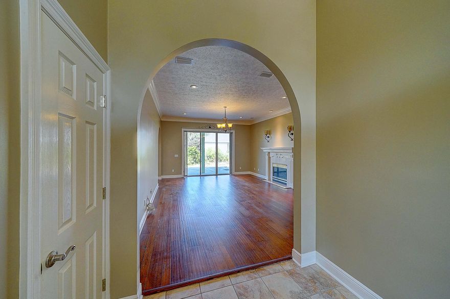 ACTIVE CONTINGENT ACCEPTING BACK UP OFFERS.Executive home located in prestigious Delwood Point at the Preserve. This home offers all of the luxury and sophistication of the finest homes in Magnolia Beach, near the Preserve, and a short ride to St. Andrews Bay. Perfect for a growing family, this home exudes excellence for the most discerning buyer. Triple-thick, deep 9+ inch crown molding graces the main living areas including the living room, and dining area. Boasting three (3) bedrooms, and two (2) bathrooms with granite counter tops in the kitchen. Ample cabinet space in the kitchen, tile and wood flooring in the kitchen, living areas, and bath areas provide buyers with unprecedented luxury.