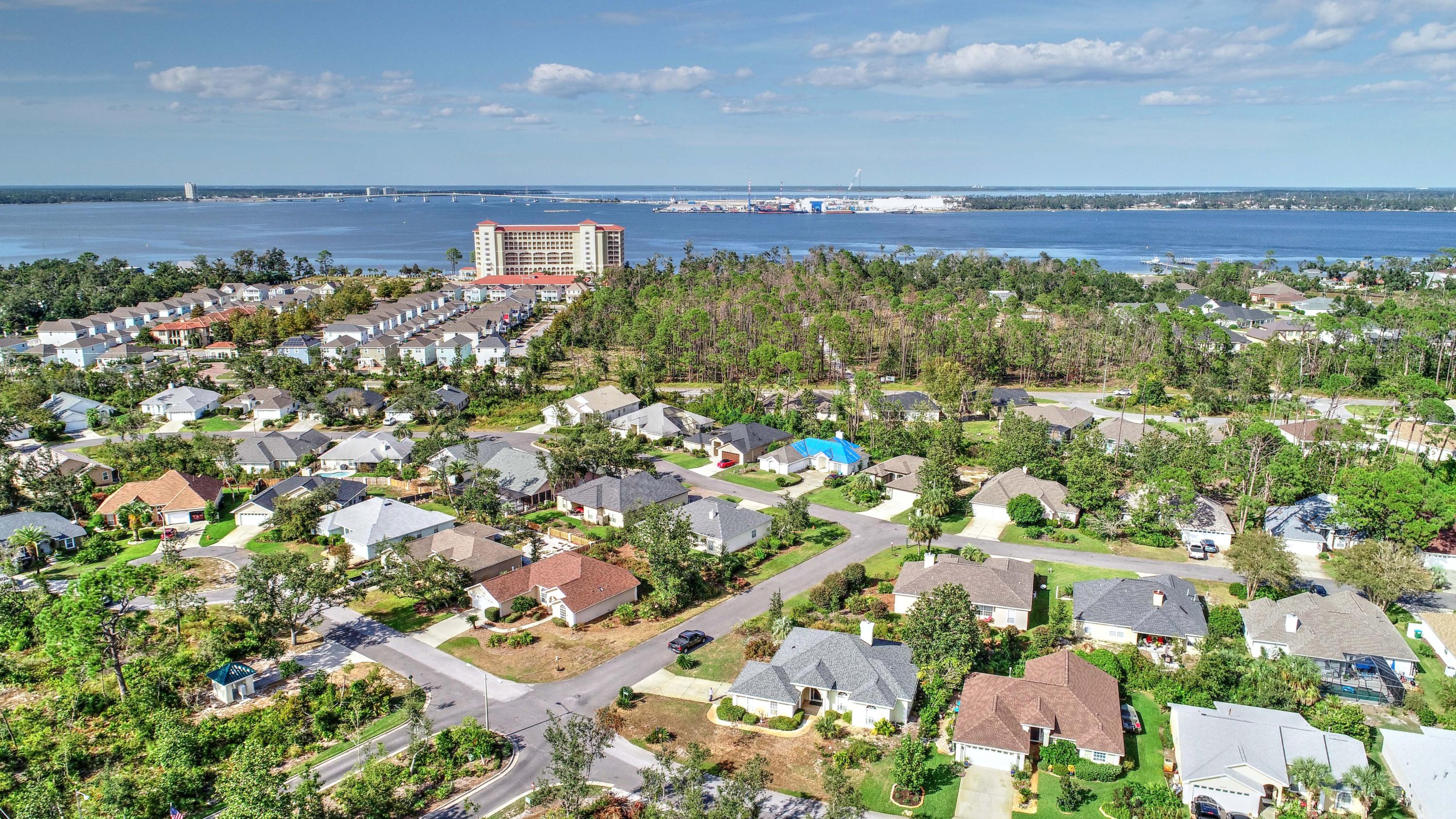 DELWOOD POINT PRESERVE PH 1 - Residential