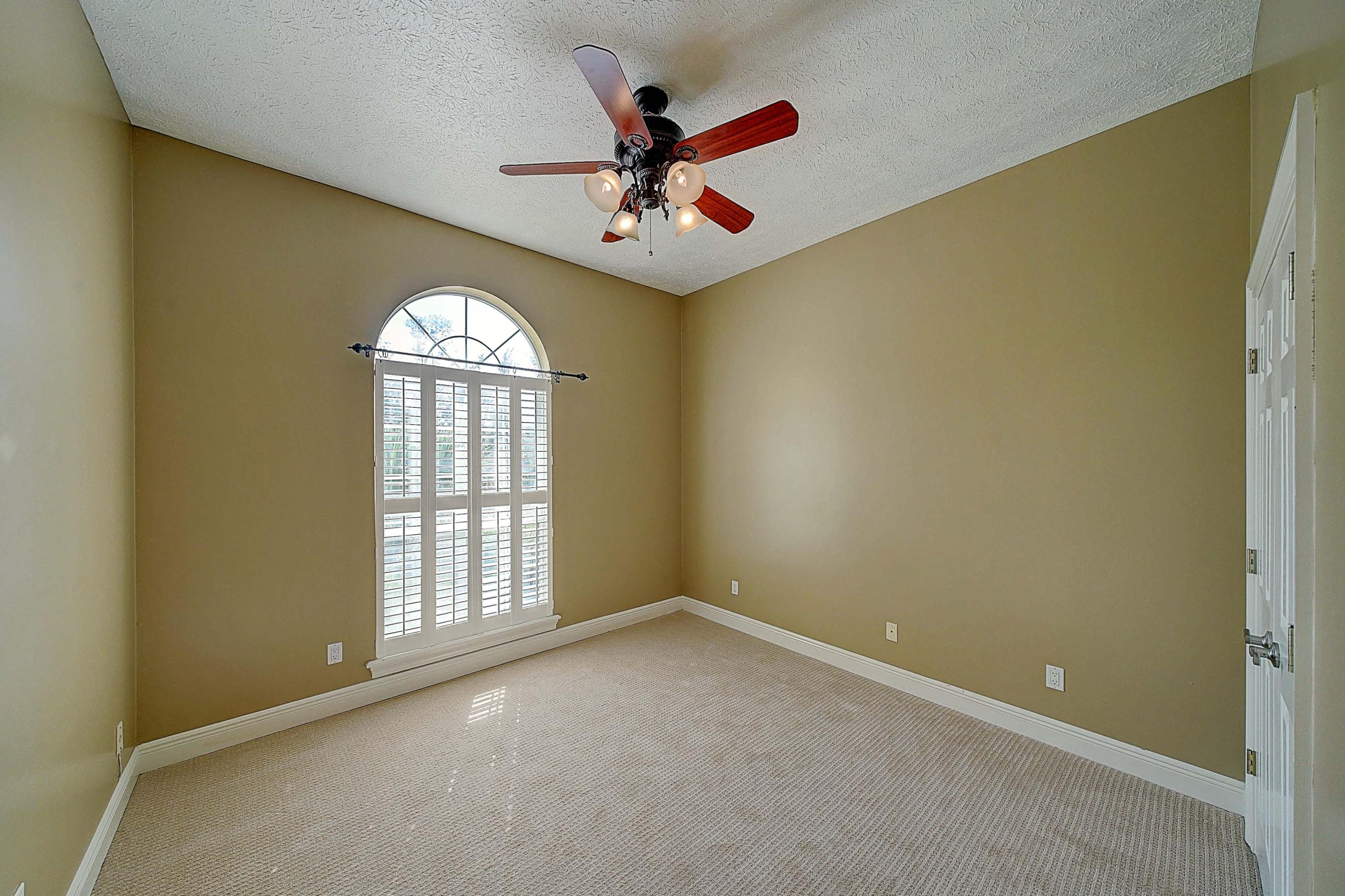 DELWOOD POINT PRESERVE PH 1 - Residential