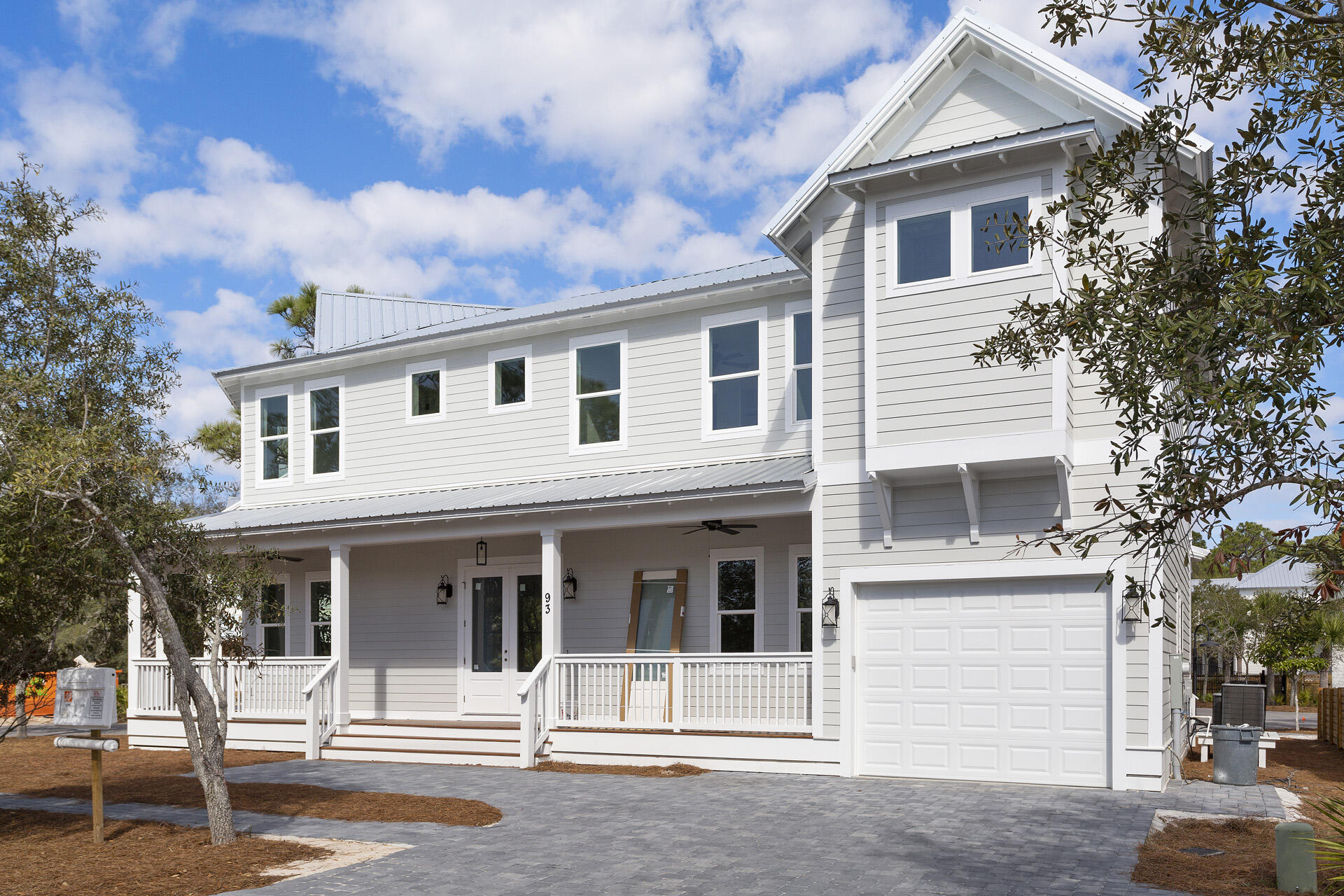 HIDDEN GROVE - Residential