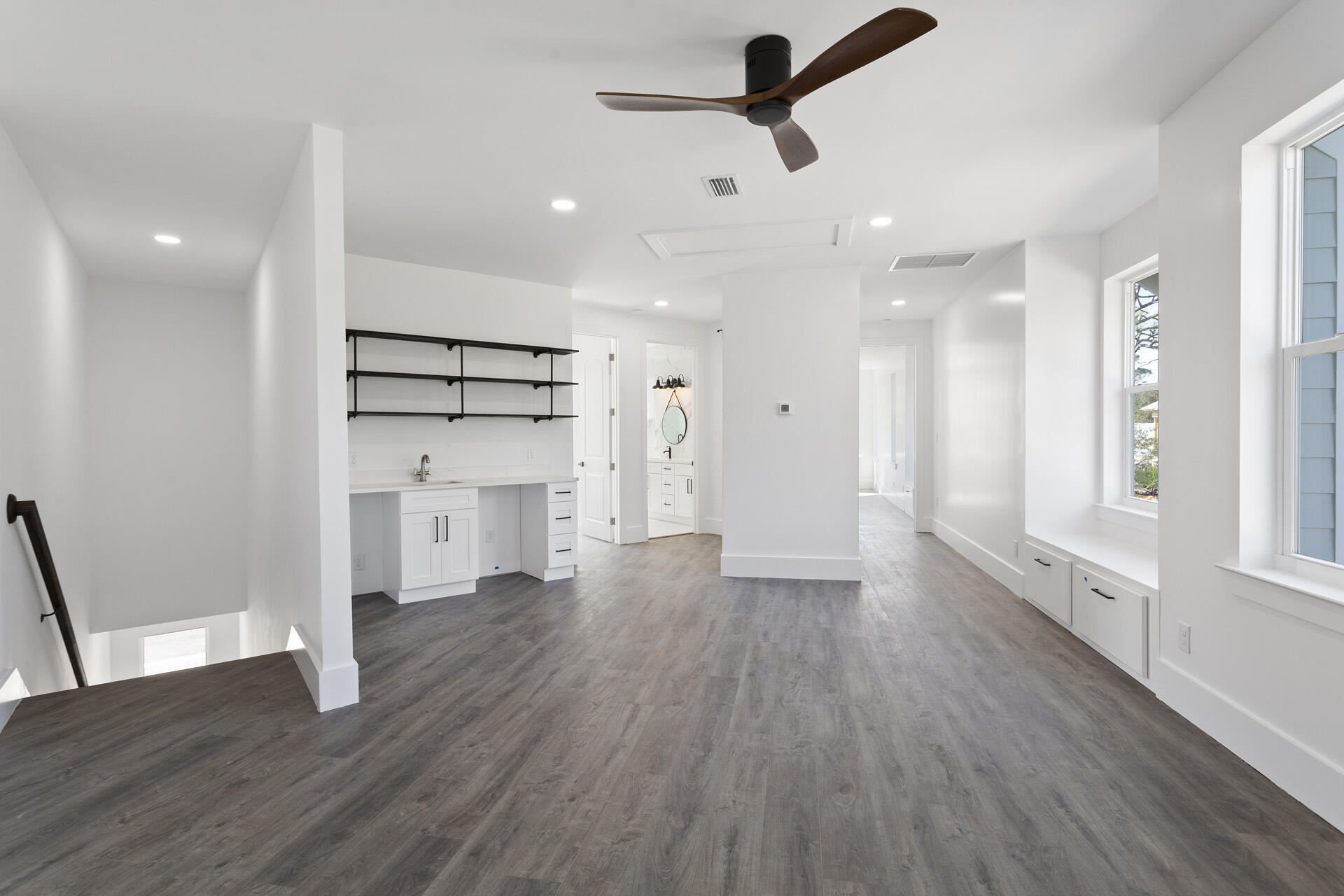 HIDDEN GROVE - Residential