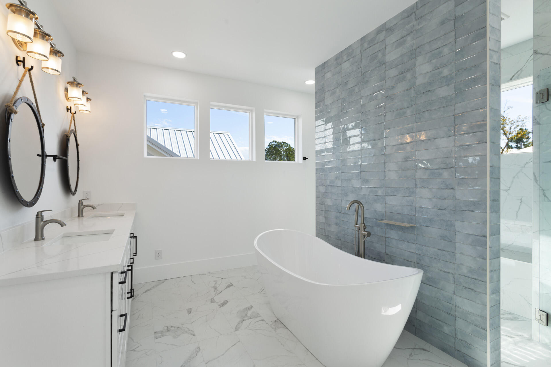 HIDDEN GROVE - Residential