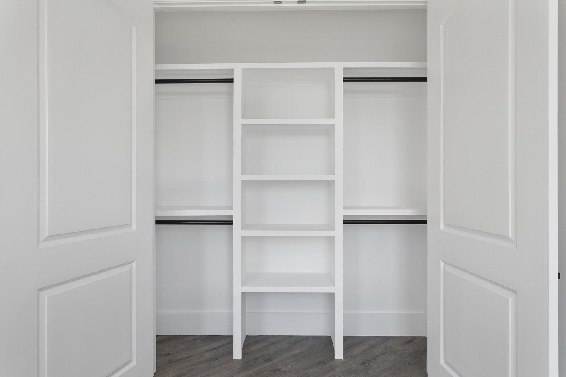 HIDDEN GROVE - Residential