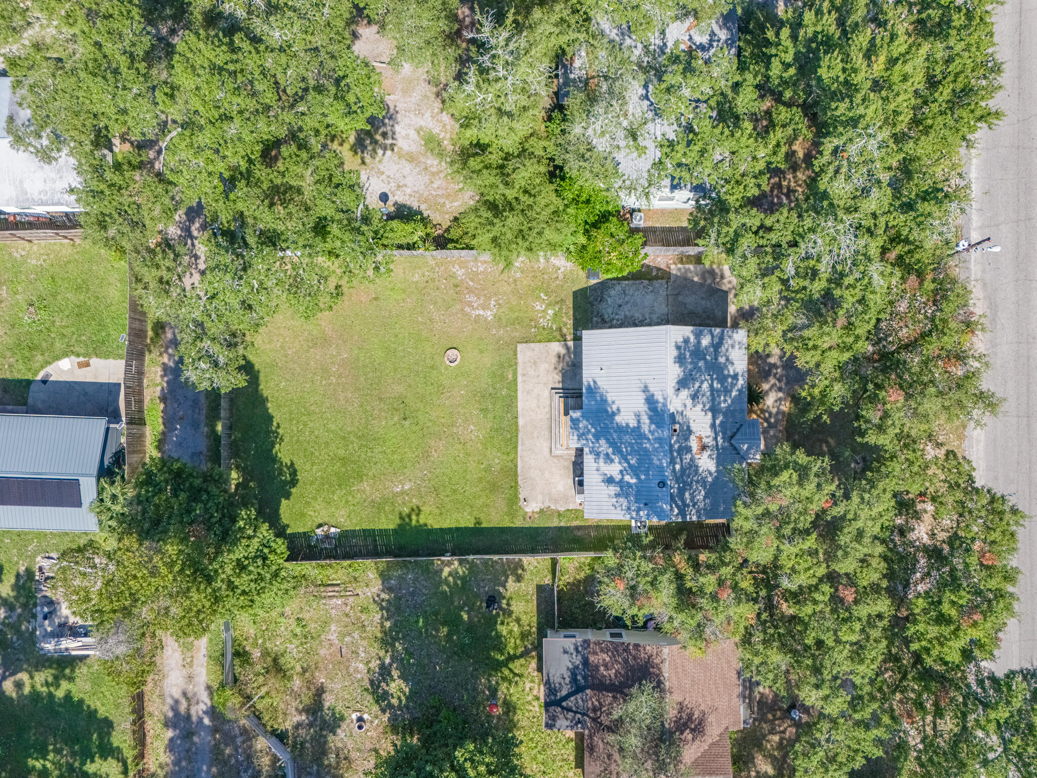 NO RECORDED SUBDIVISION - Residential