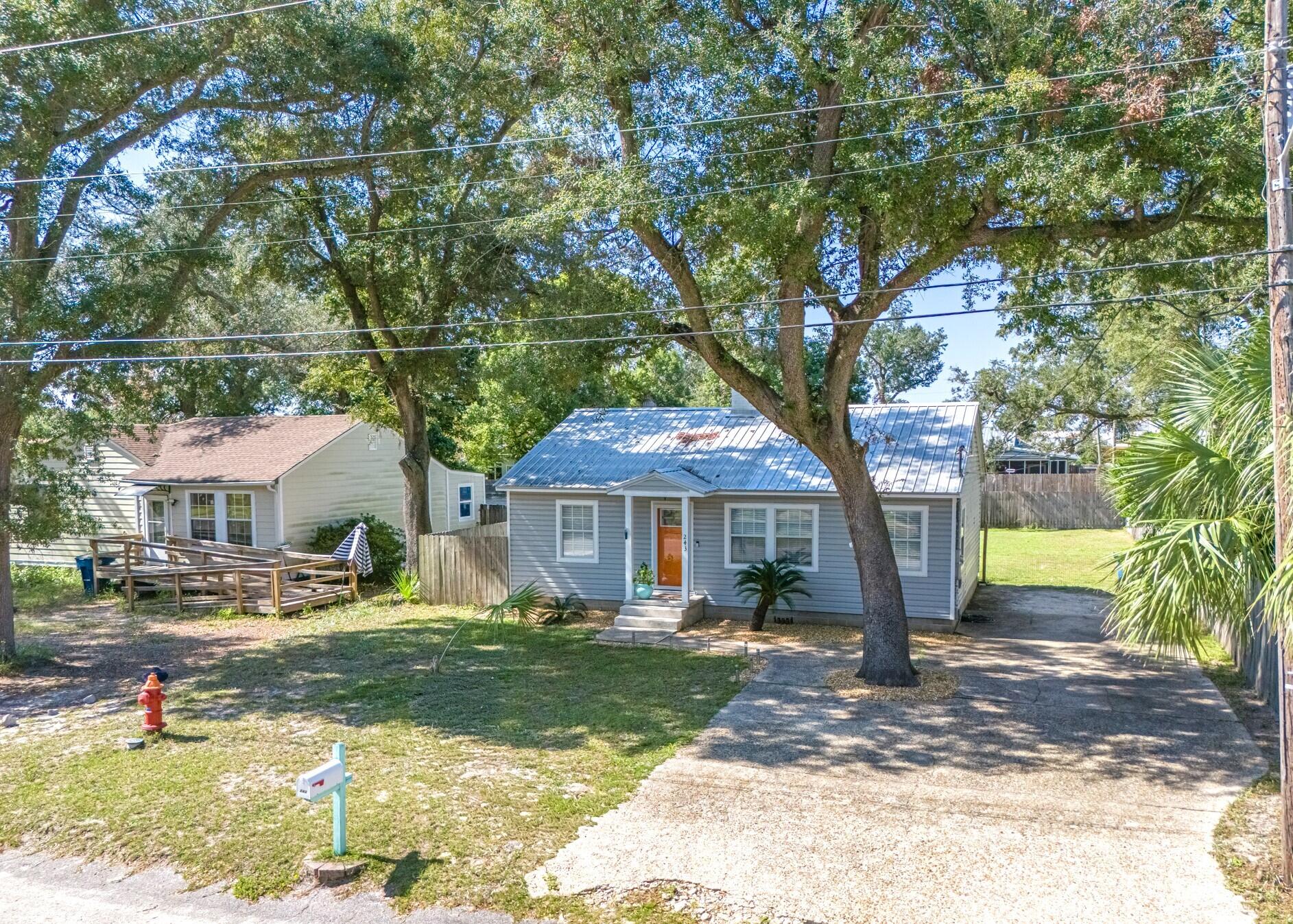 NO RECORDED SUBDIVISION - Residential