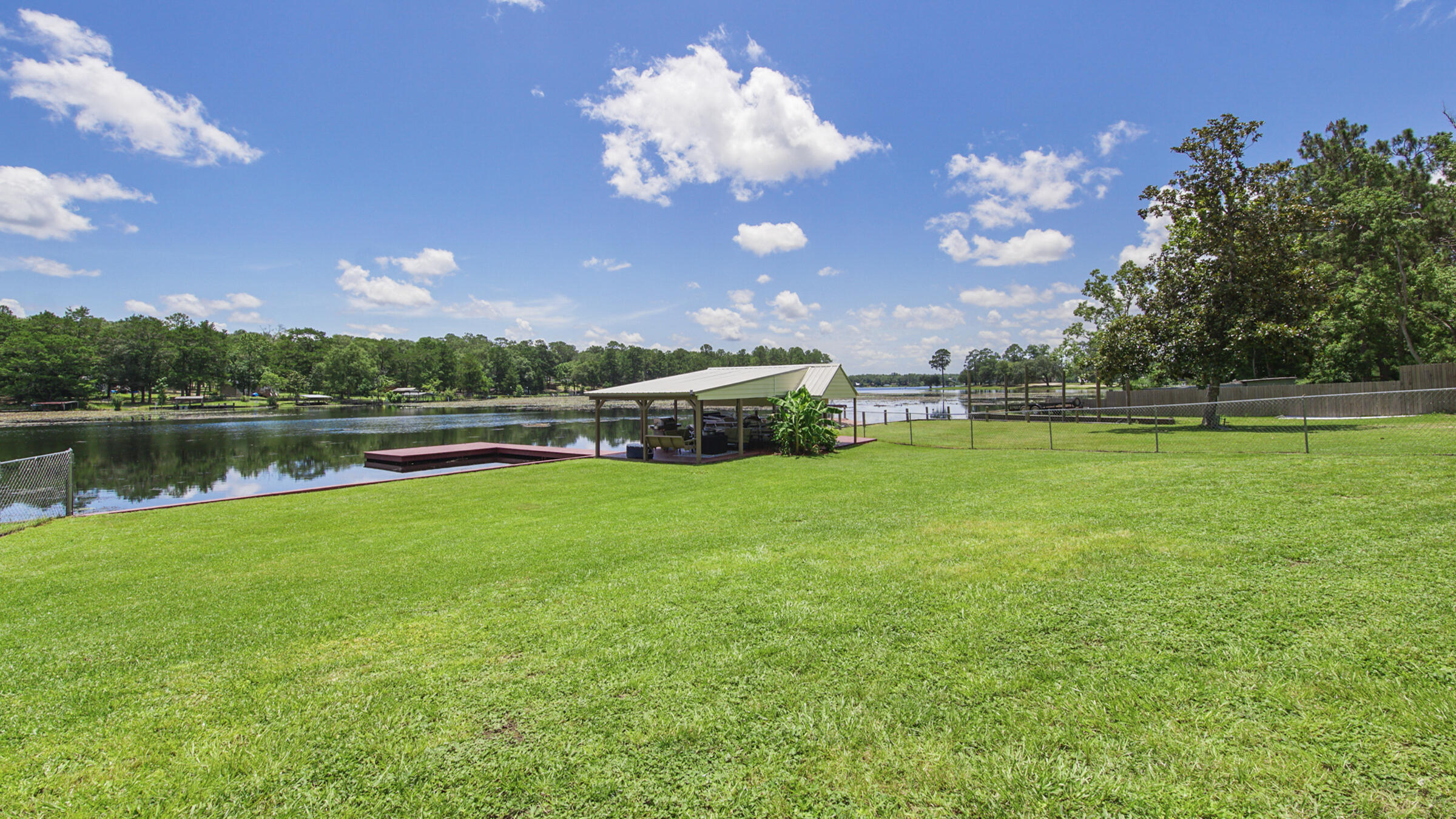 JUNIPER LAKE ESTATES - Residential