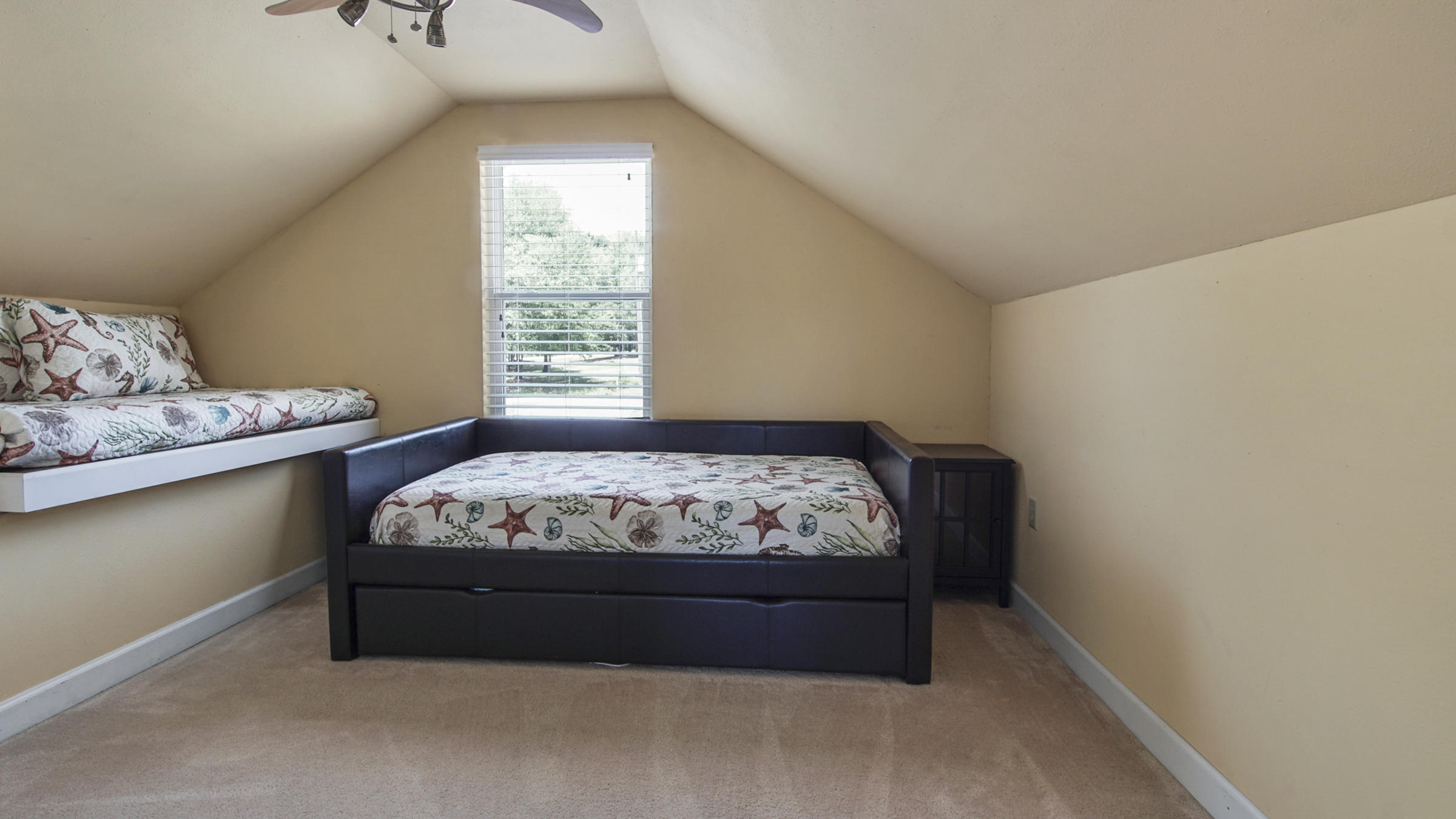 JUNIPER LAKE ESTATES - Residential