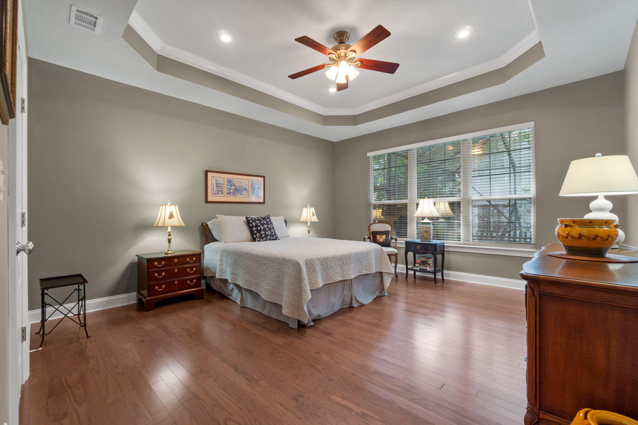 BOLTON'S LANDING - Residential