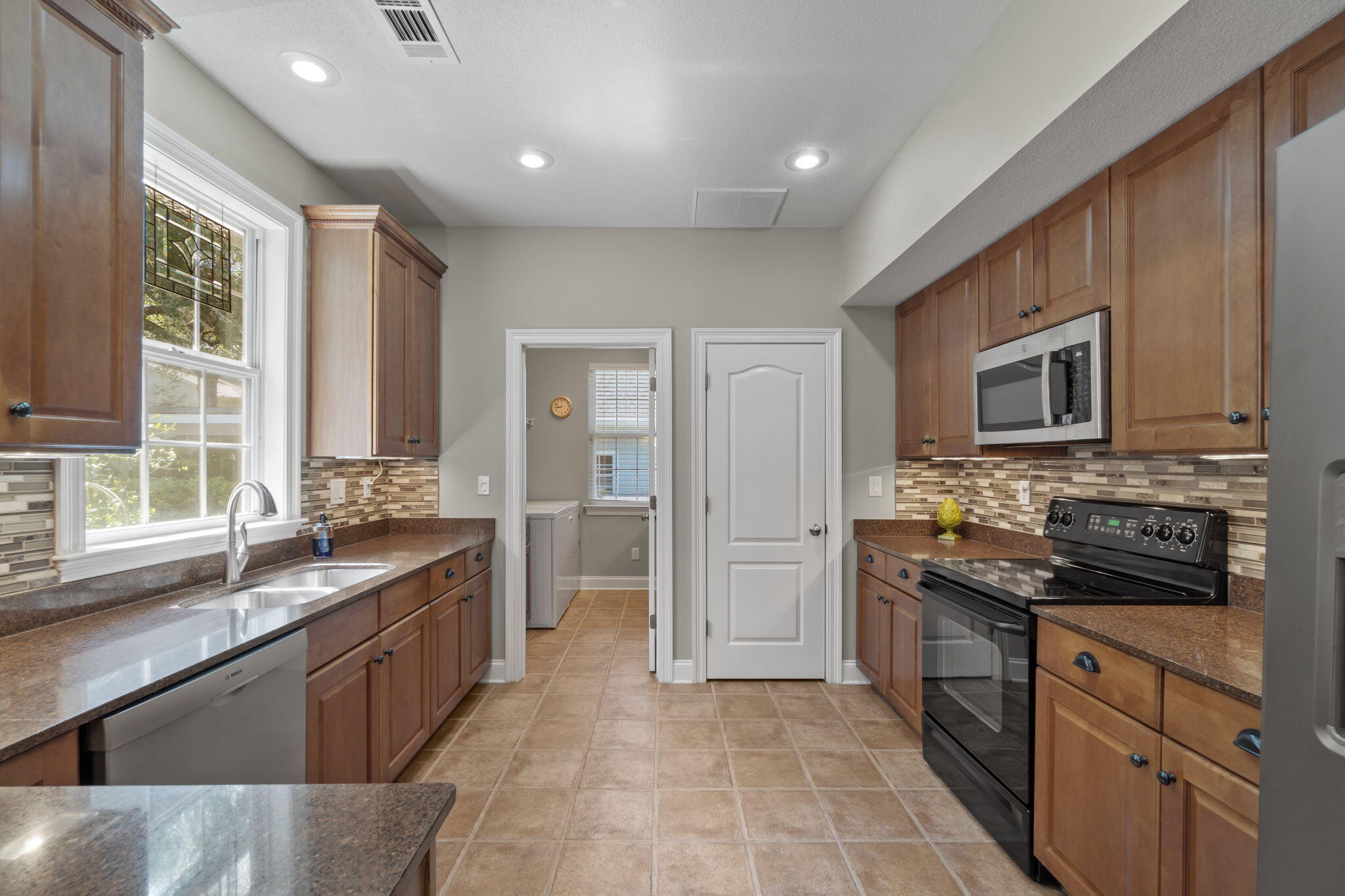 BOLTON'S LANDING - Residential