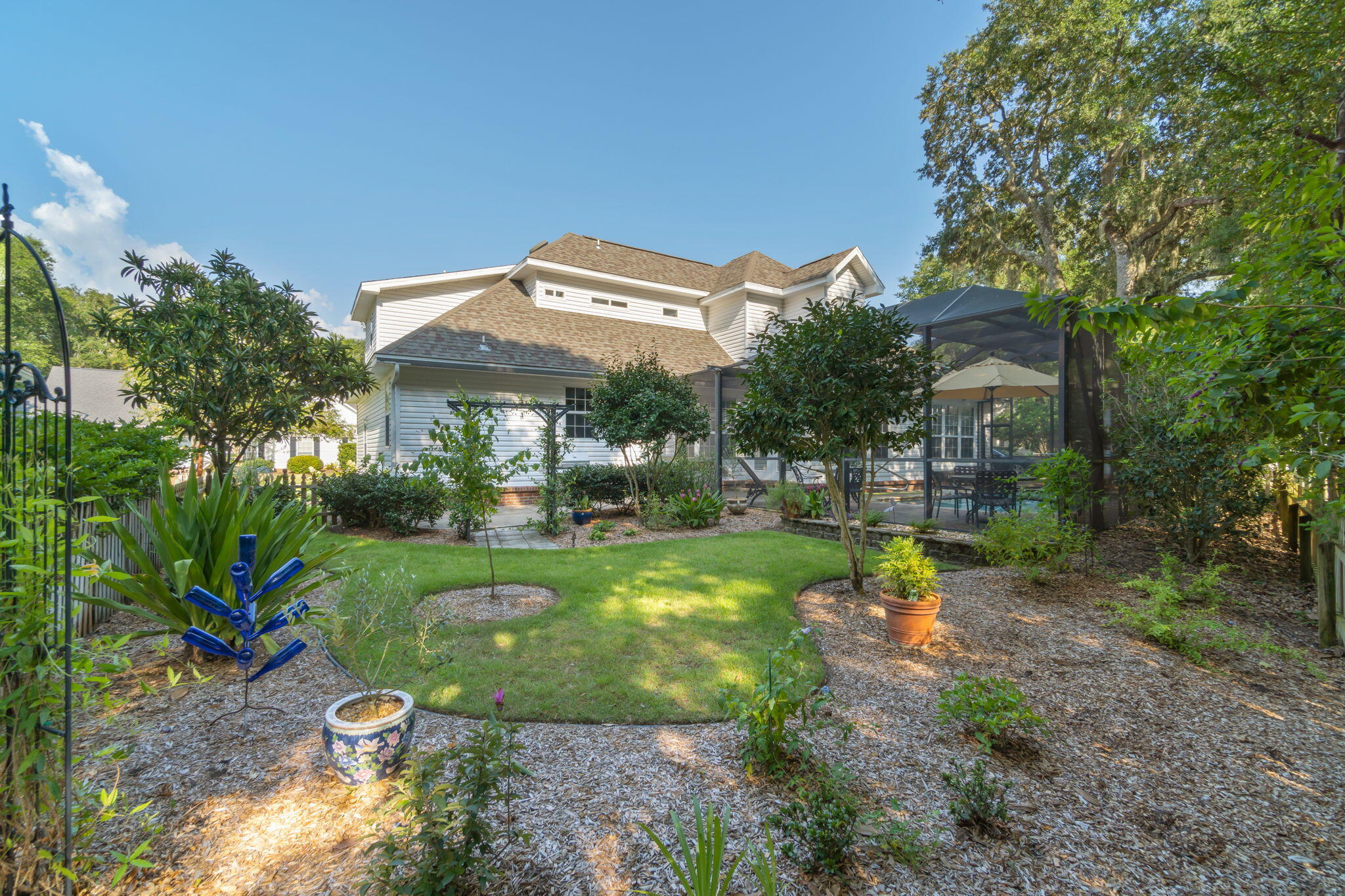 BOLTON'S LANDING - Residential